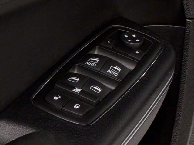 2011 Chrysler 300 LIMITED