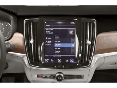 2018 Volvo S90 MOMENTUM