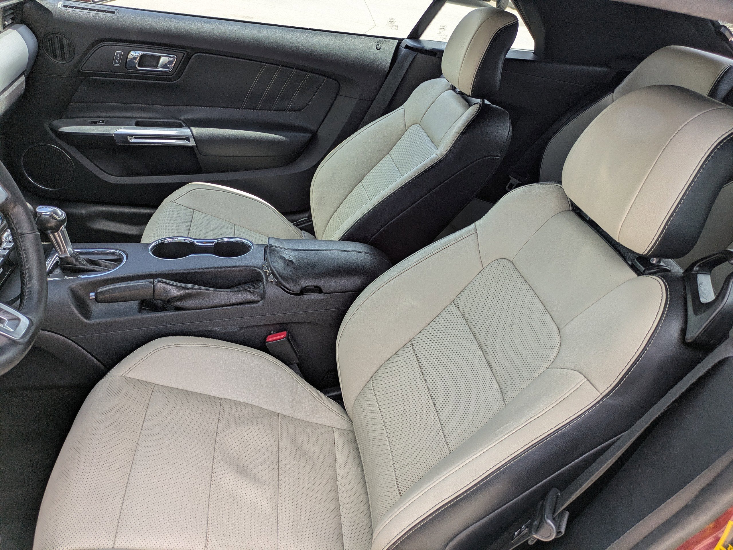 2017 Ford Mustang ECOBOOST PREMIUM