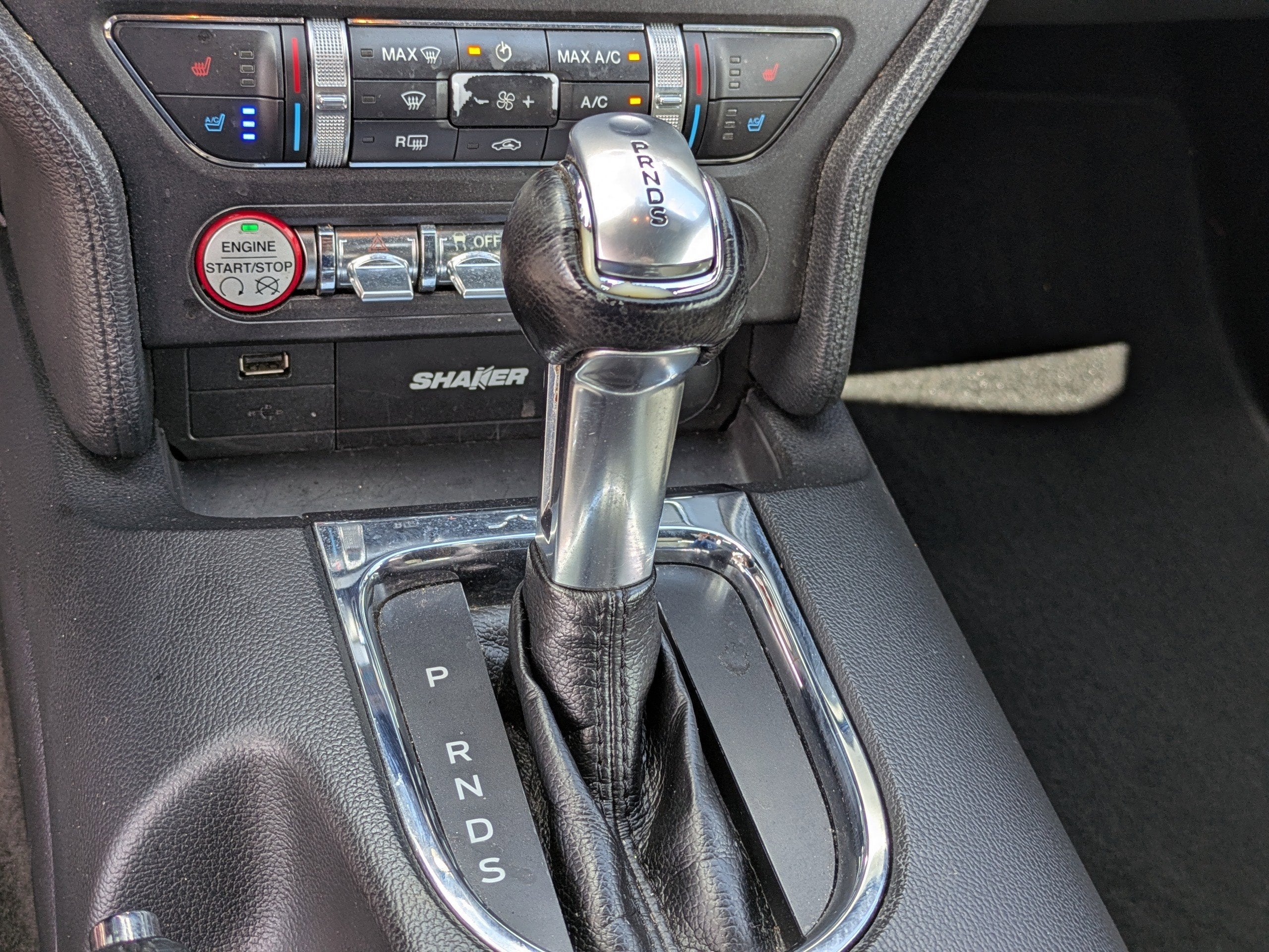 2017 Ford Mustang ECOBOOST PREMIUM