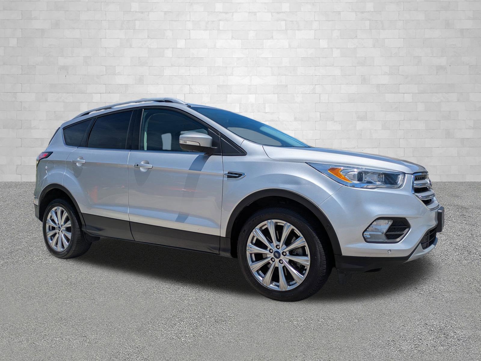 2018 Ford Escape Titanium 4WD's photo
