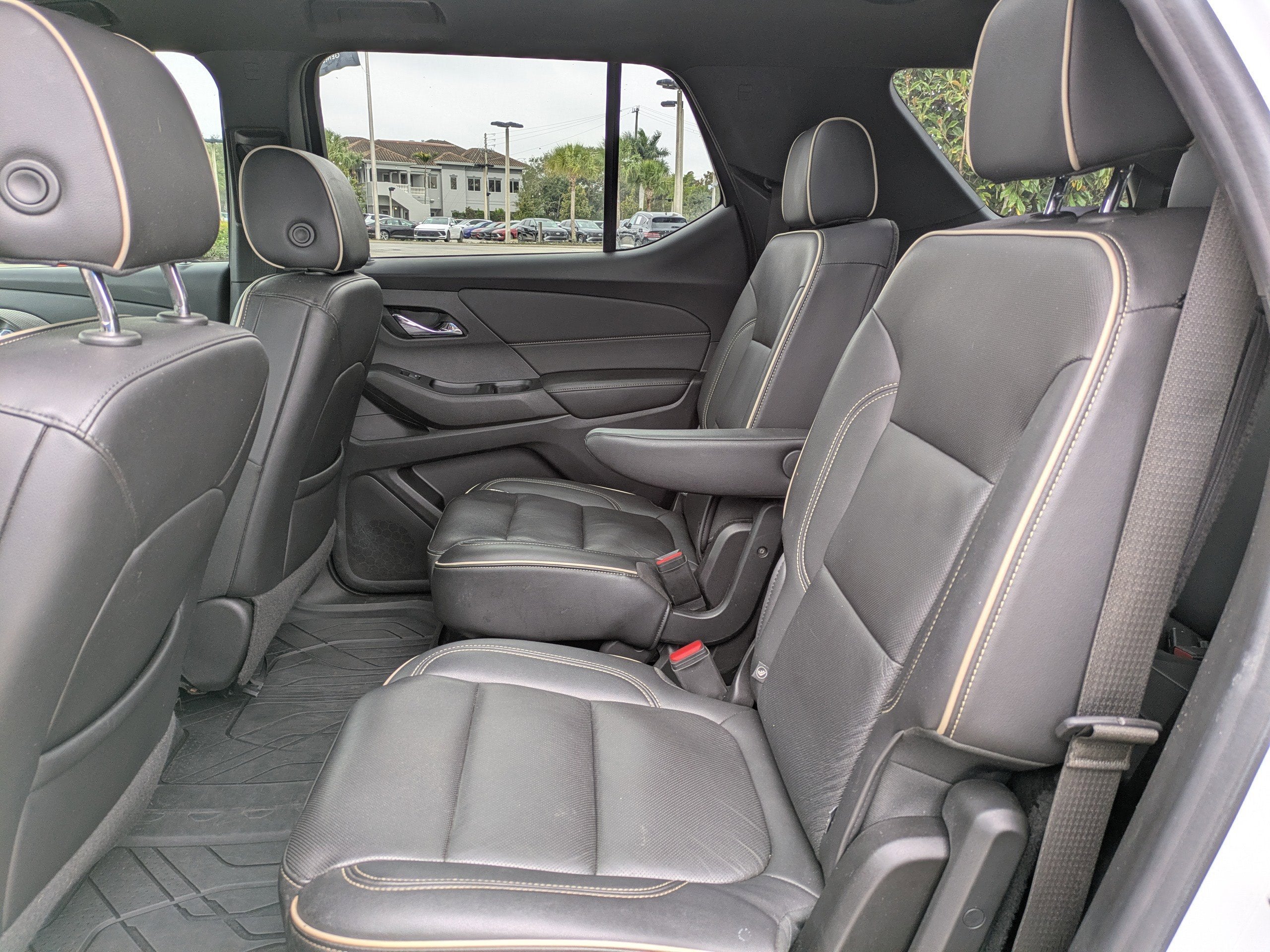 2022 Chevrolet Traverse PREMIER