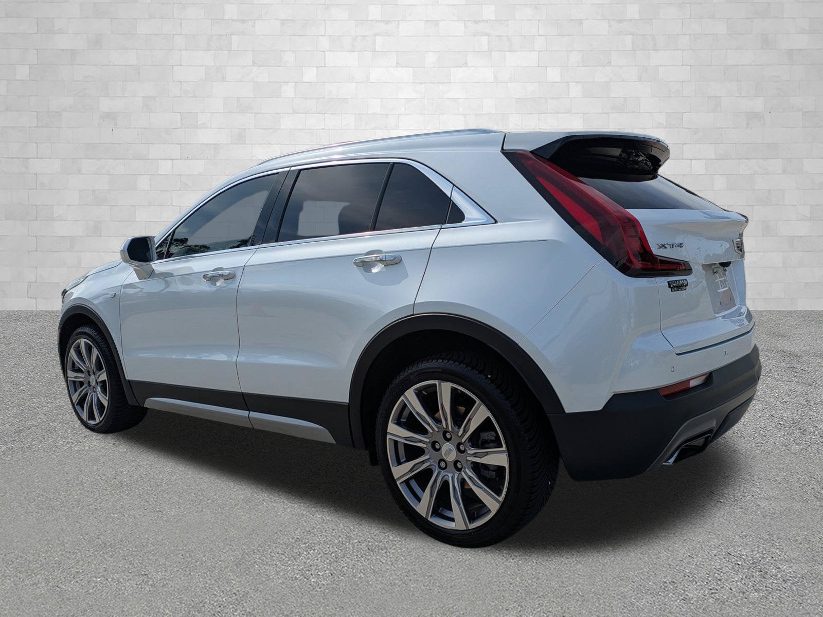 2019 Cadillac XT4 FWD PREMIUM LUXUR