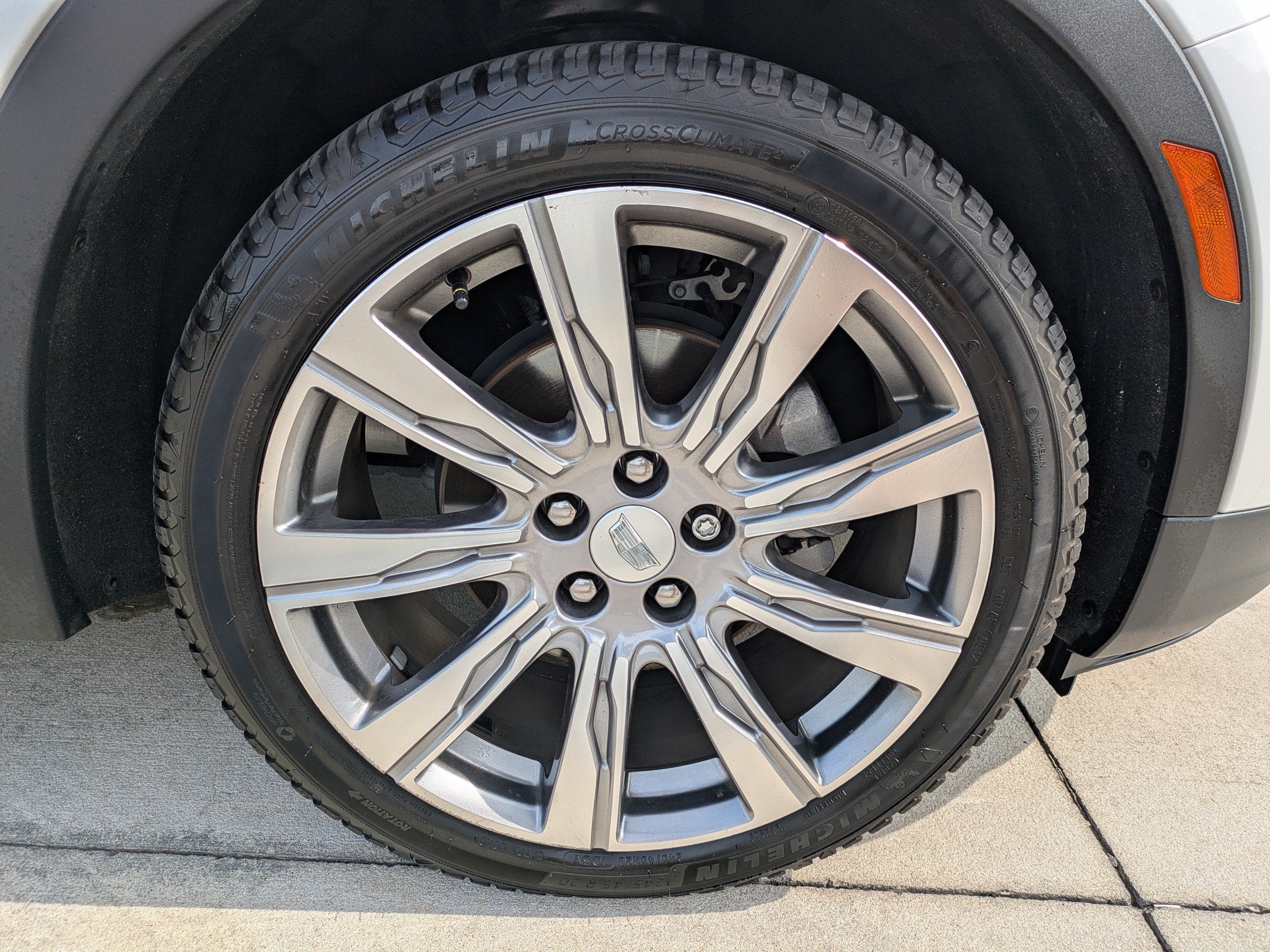 2019 Cadillac XT4 FWD PREMIUM LUXUR