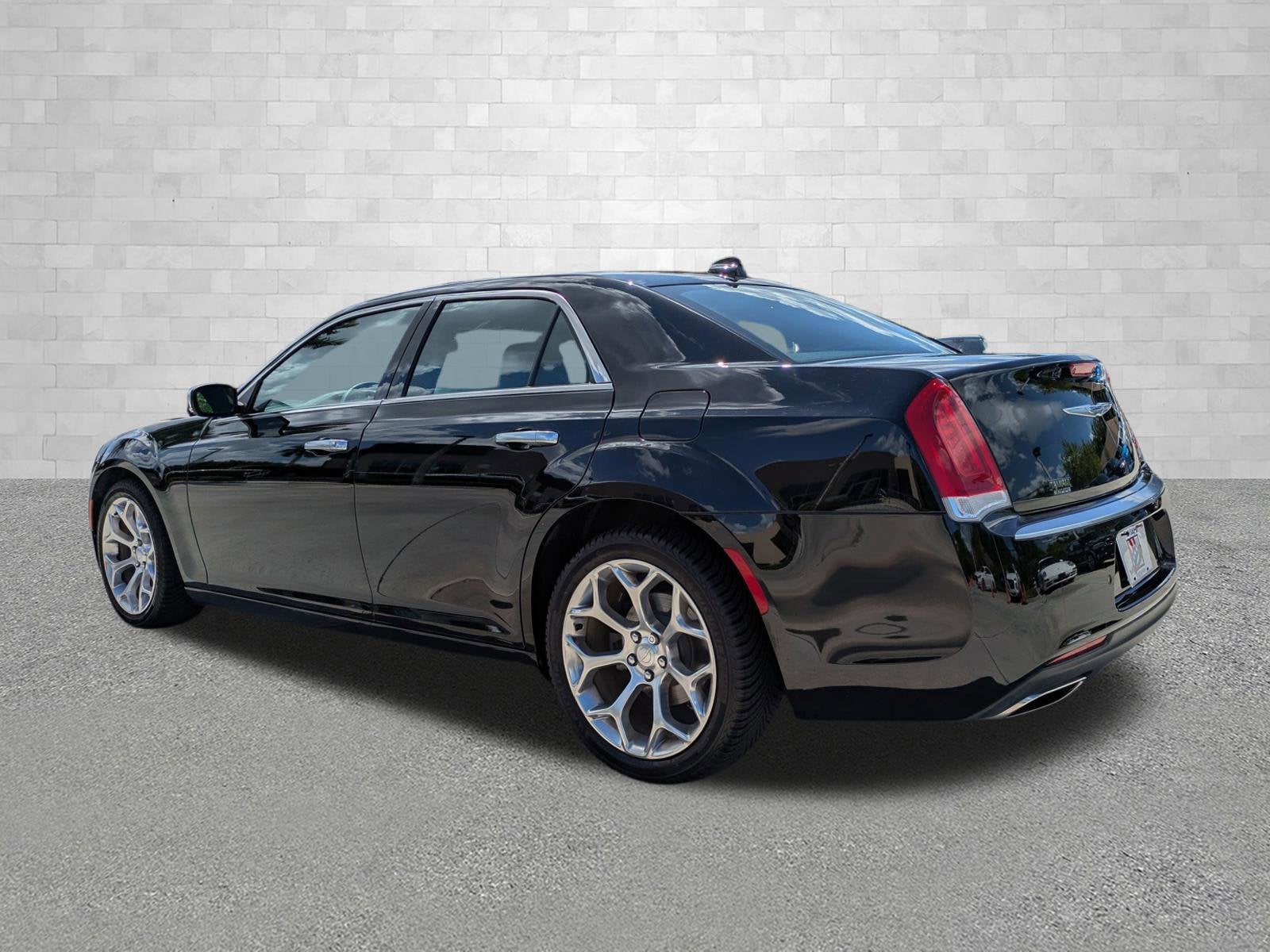 2019 Chrysler 300 300C