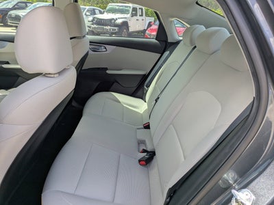 2022 Kia Forte FE