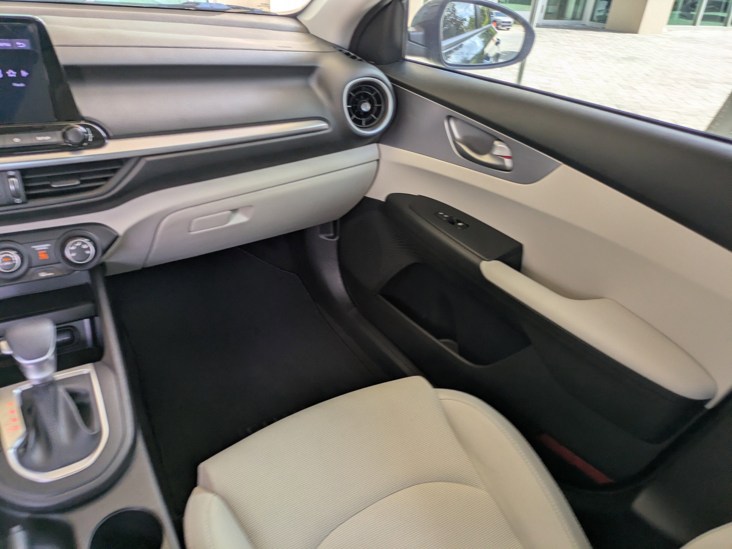 2022 Kia Forte FE