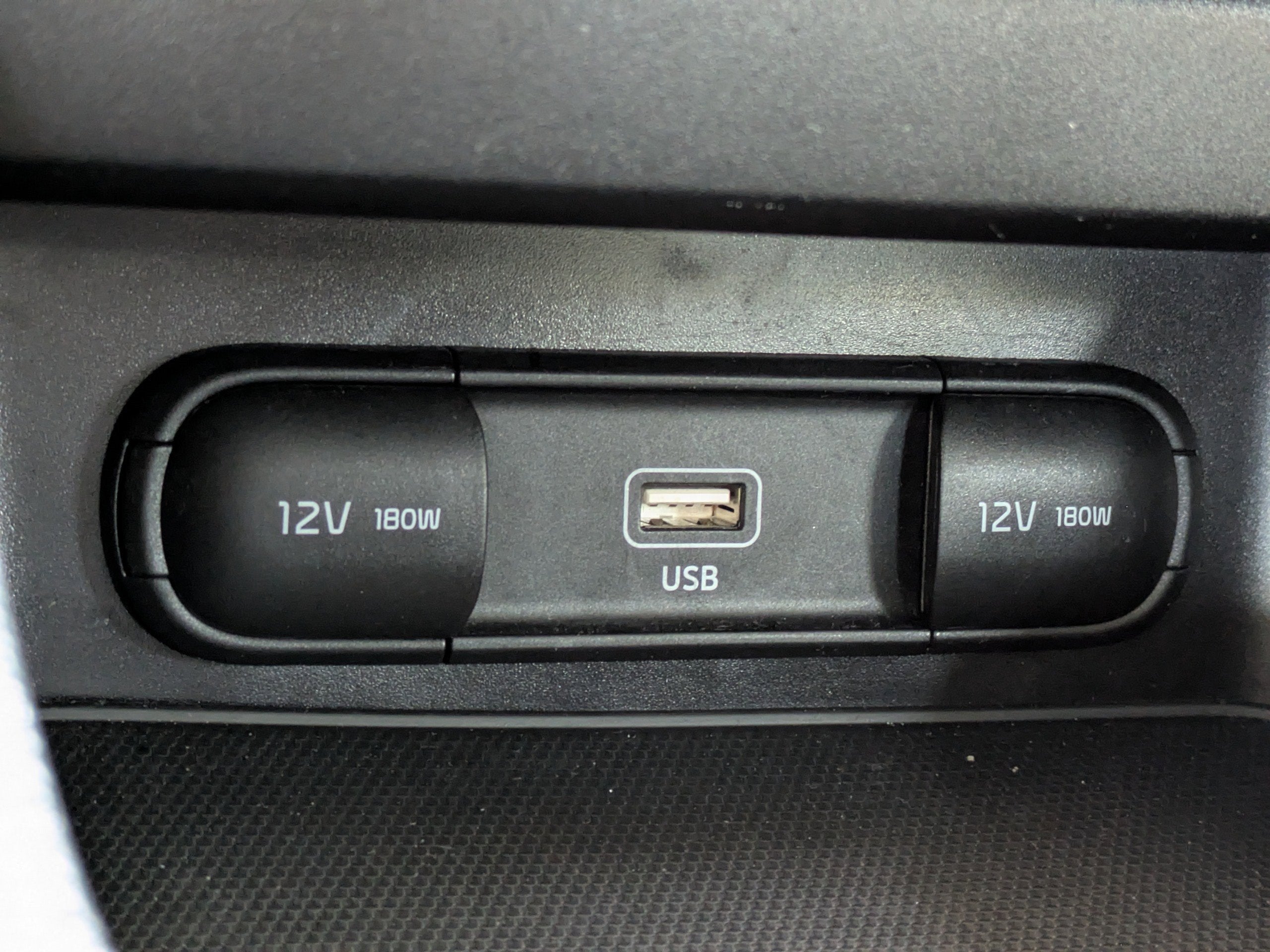 2022 Kia Forte FE