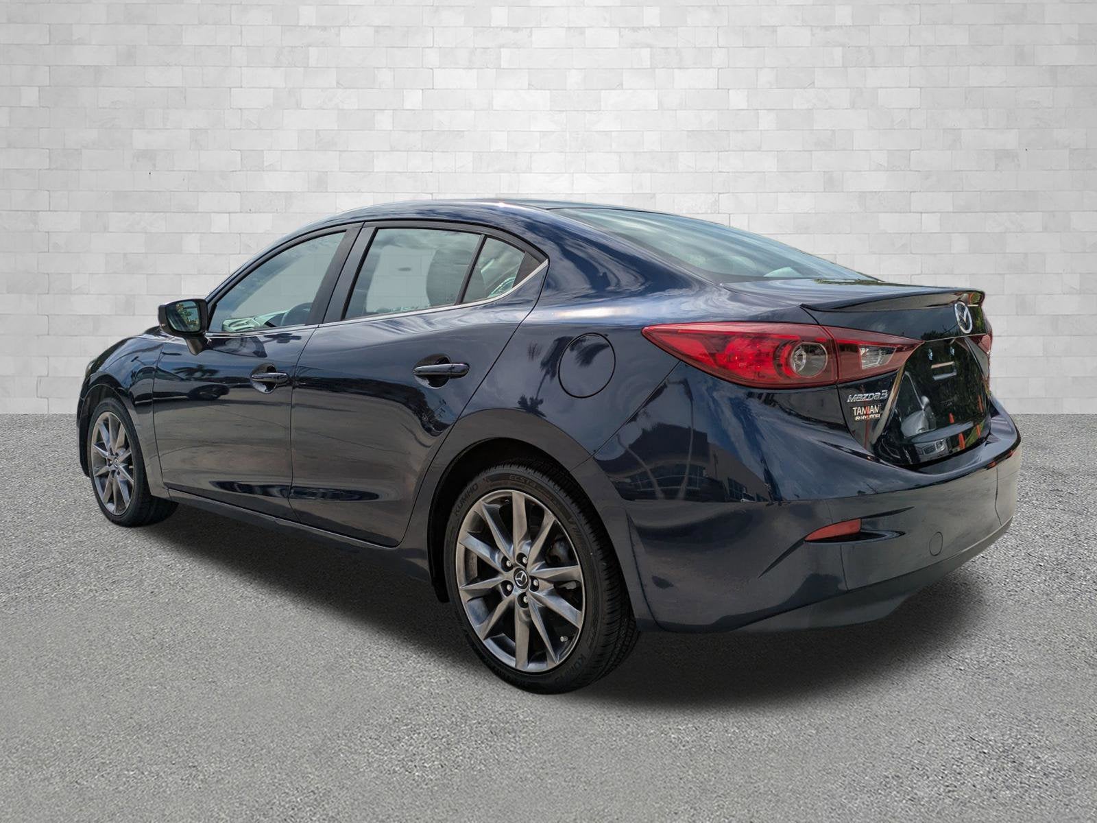2018 Mazda Mazda3 4-Door TOURING