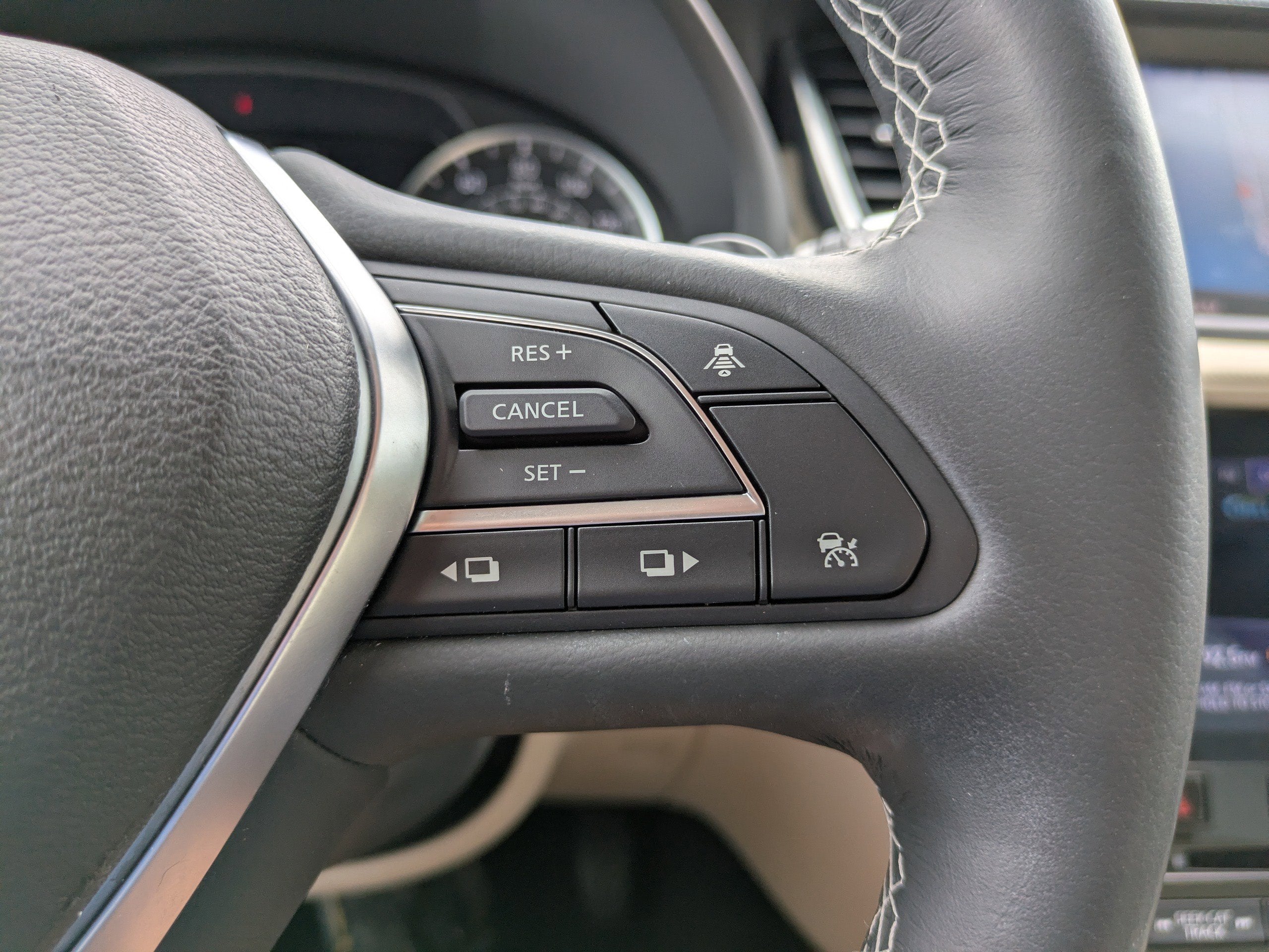 2019 INFINITI QX50 ESSENTIAL