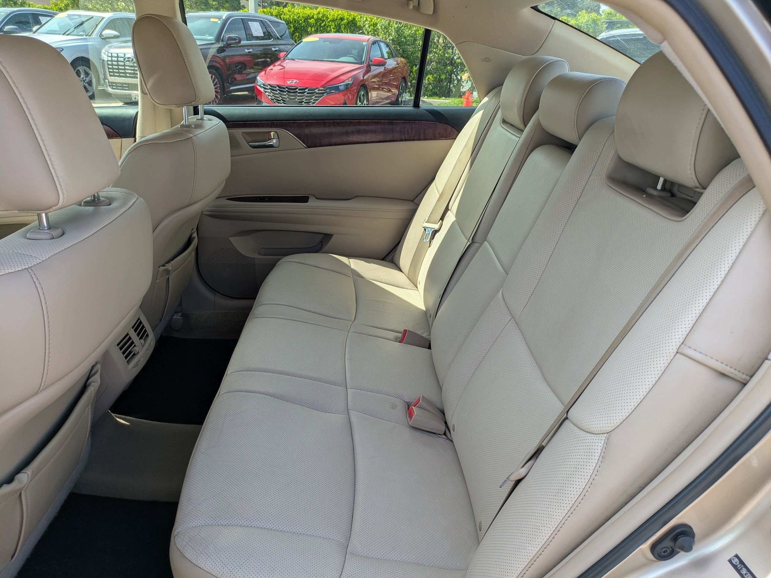 2011 Toyota Avalon LIMITED