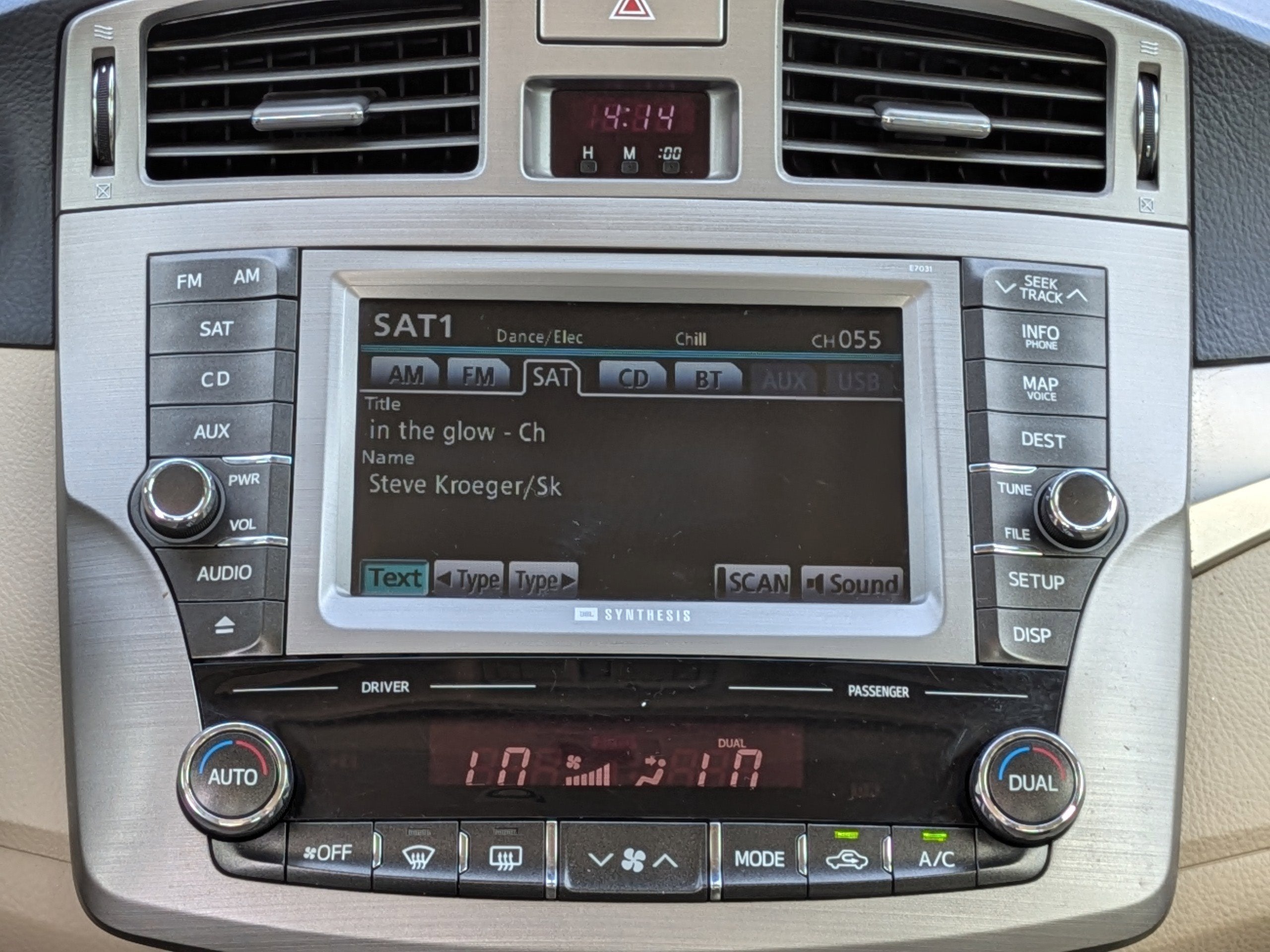 2011 Toyota Avalon LIMITED