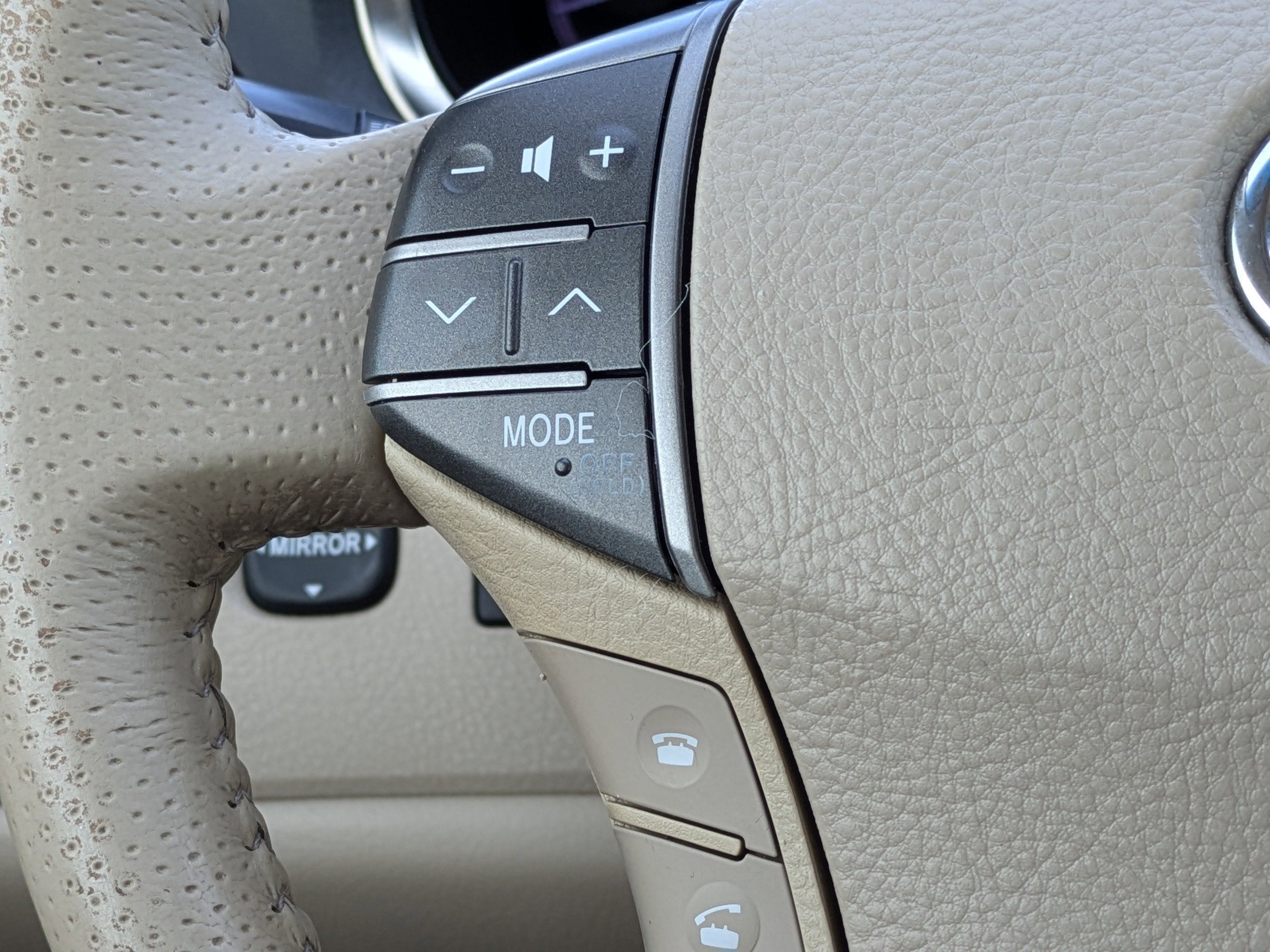2011 Toyota Avalon LIMITED