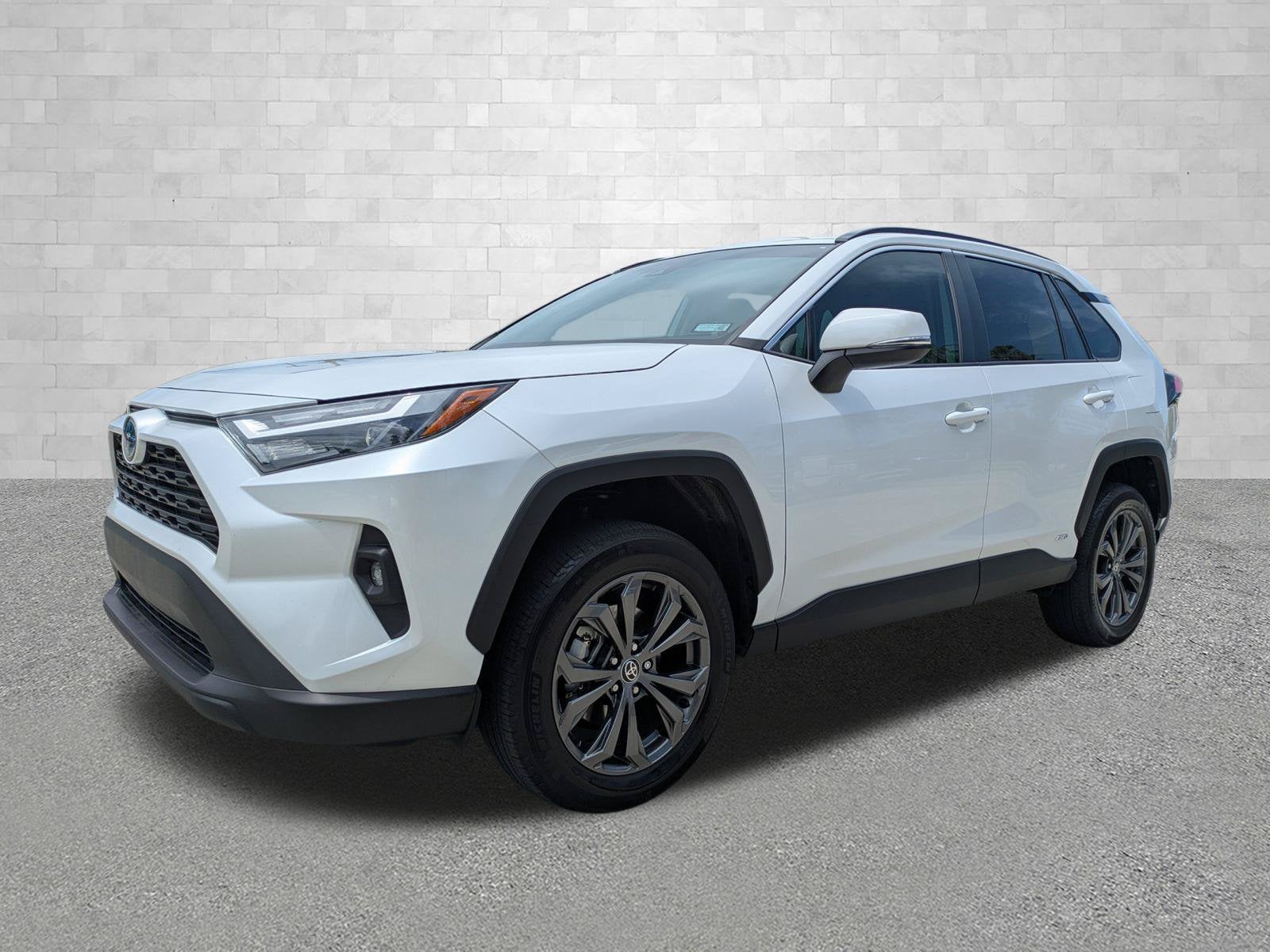 2023 Toyota RAV4 HYBRID XLE PREMIU