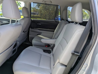 2019 Honda Pilot TOURING 7-PASSENG