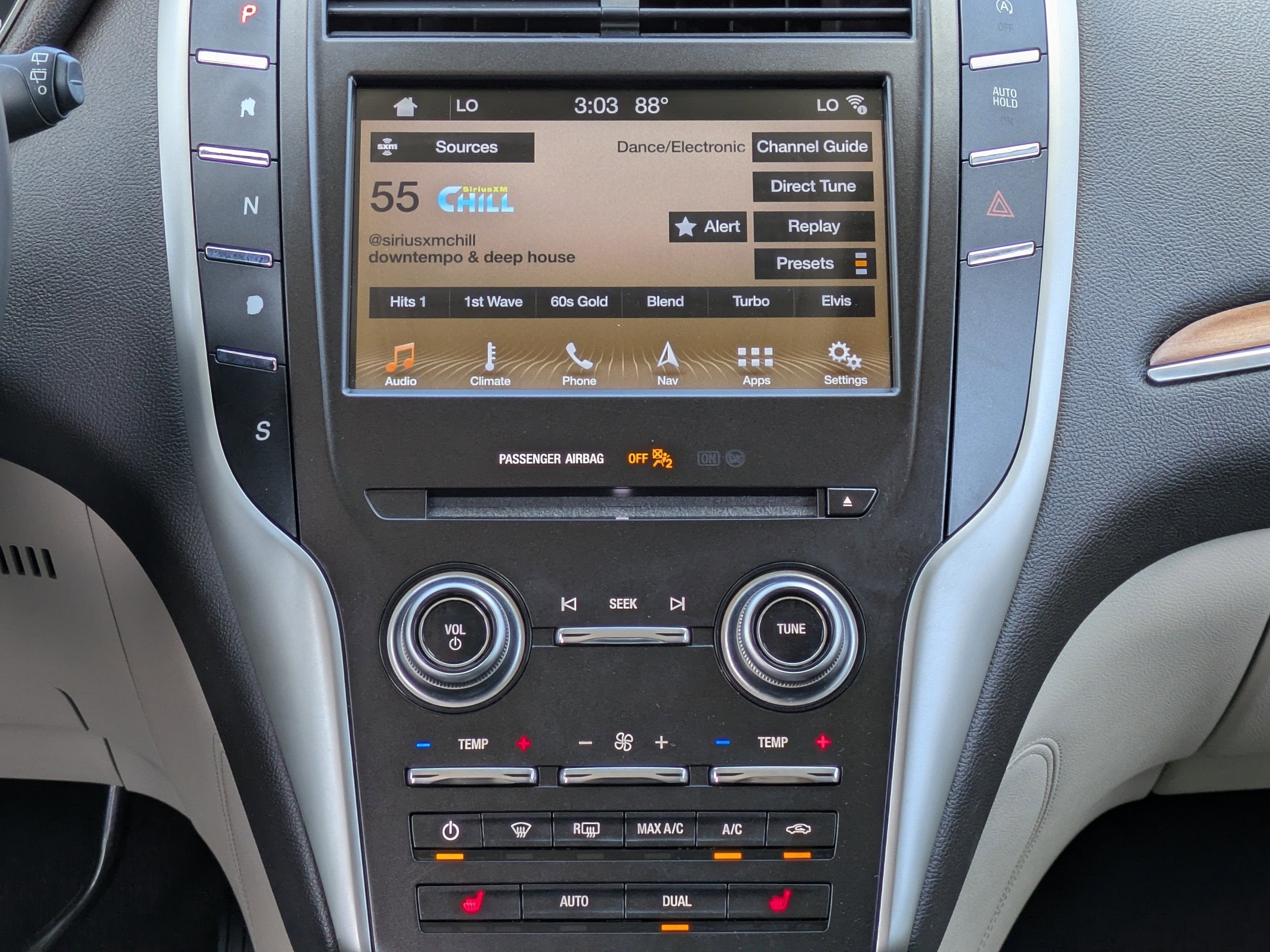 2019 Lincoln MKC SELECT