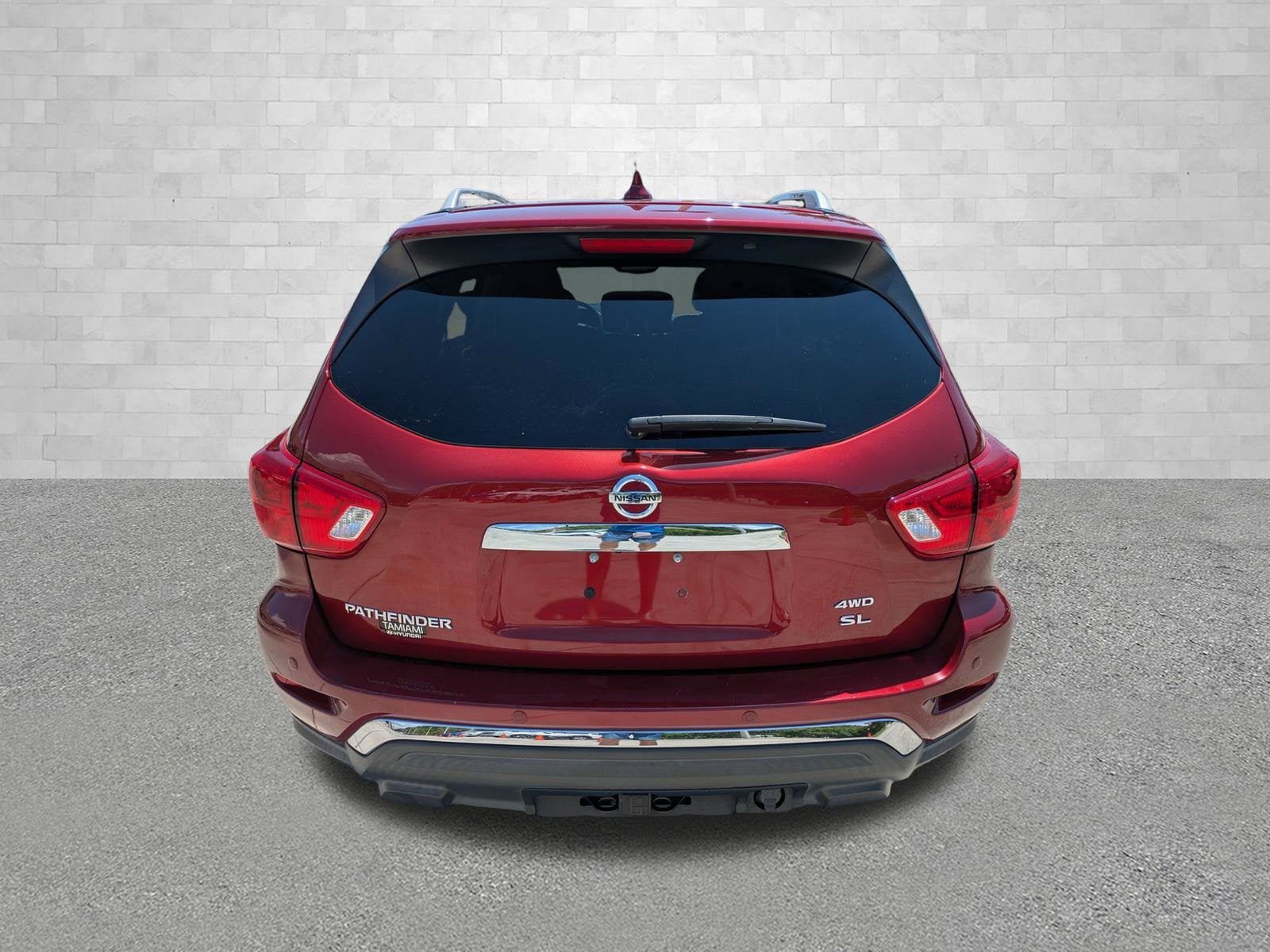 2019 Nissan Pathfinder SL
