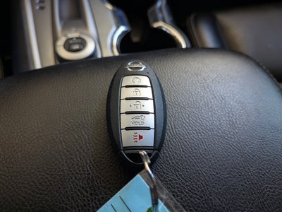 2019 Nissan Pathfinder SL