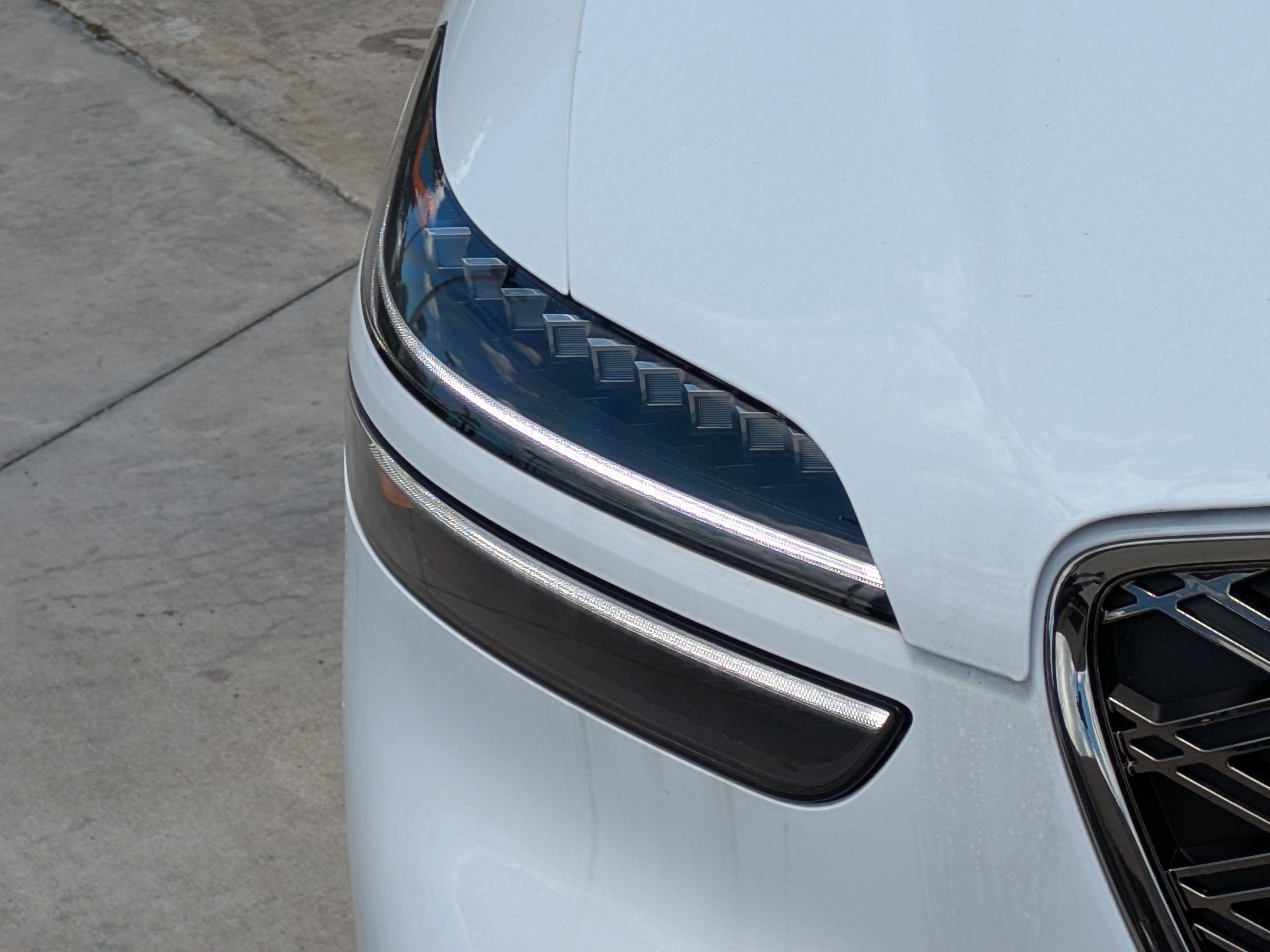 2026 Genesis GV70 2.5T Select