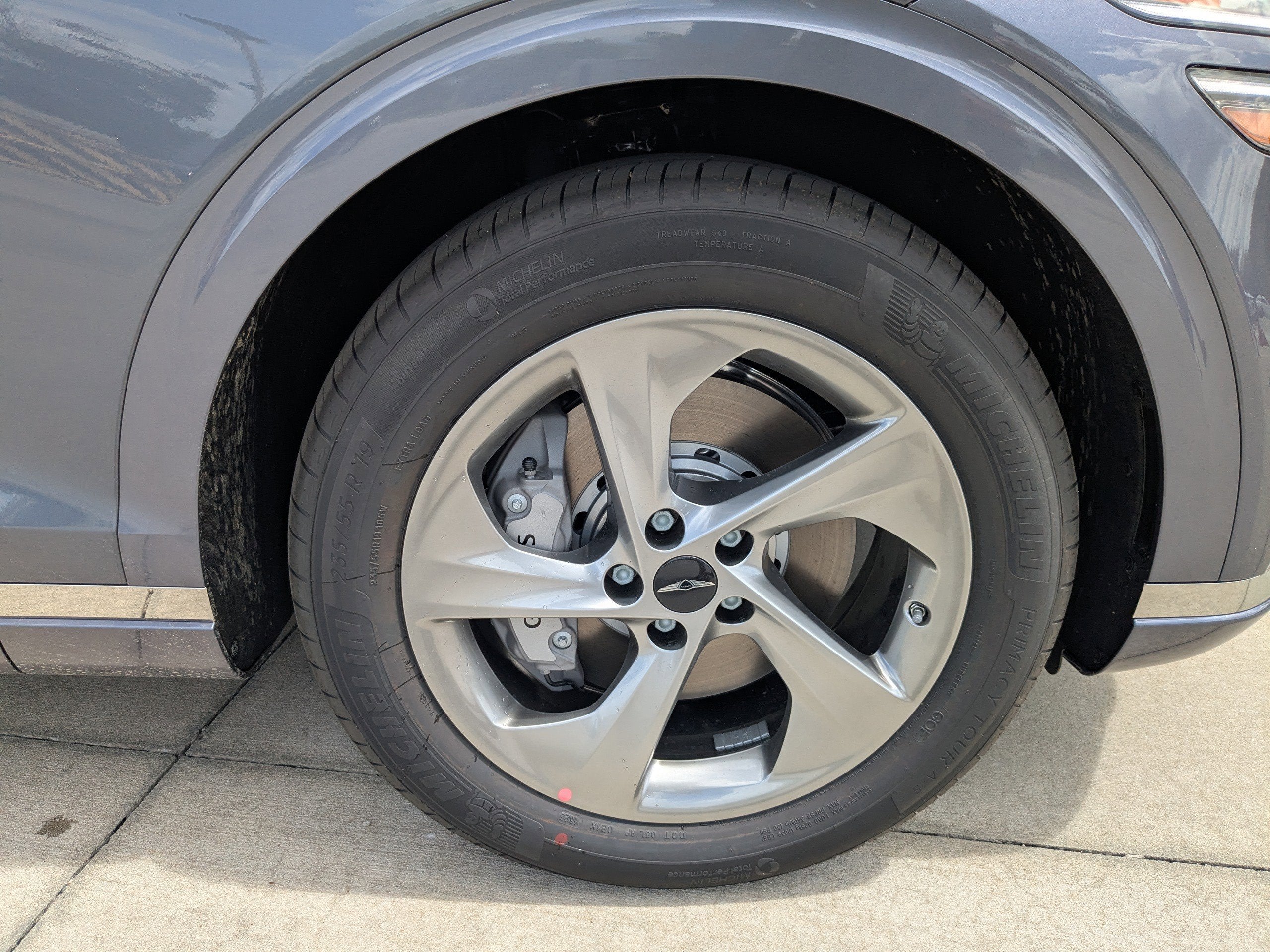 2026 Genesis GV70 2.5T ADVANCED