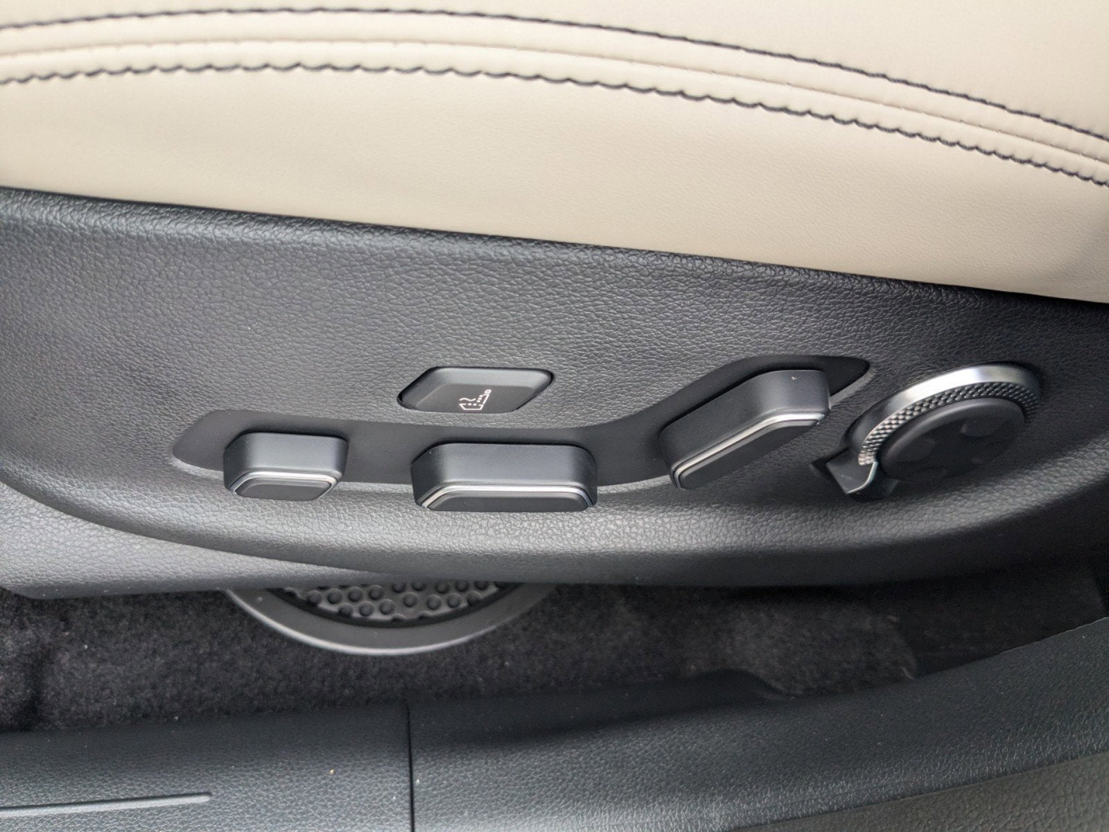 2025 Genesis GV70 3.5T Sport Advanced