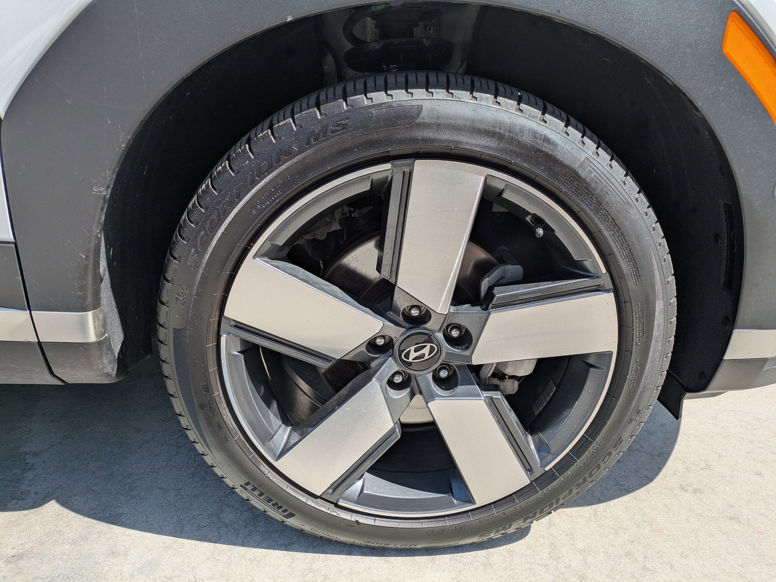 2024 Hyundai Santa Fe LIMITED