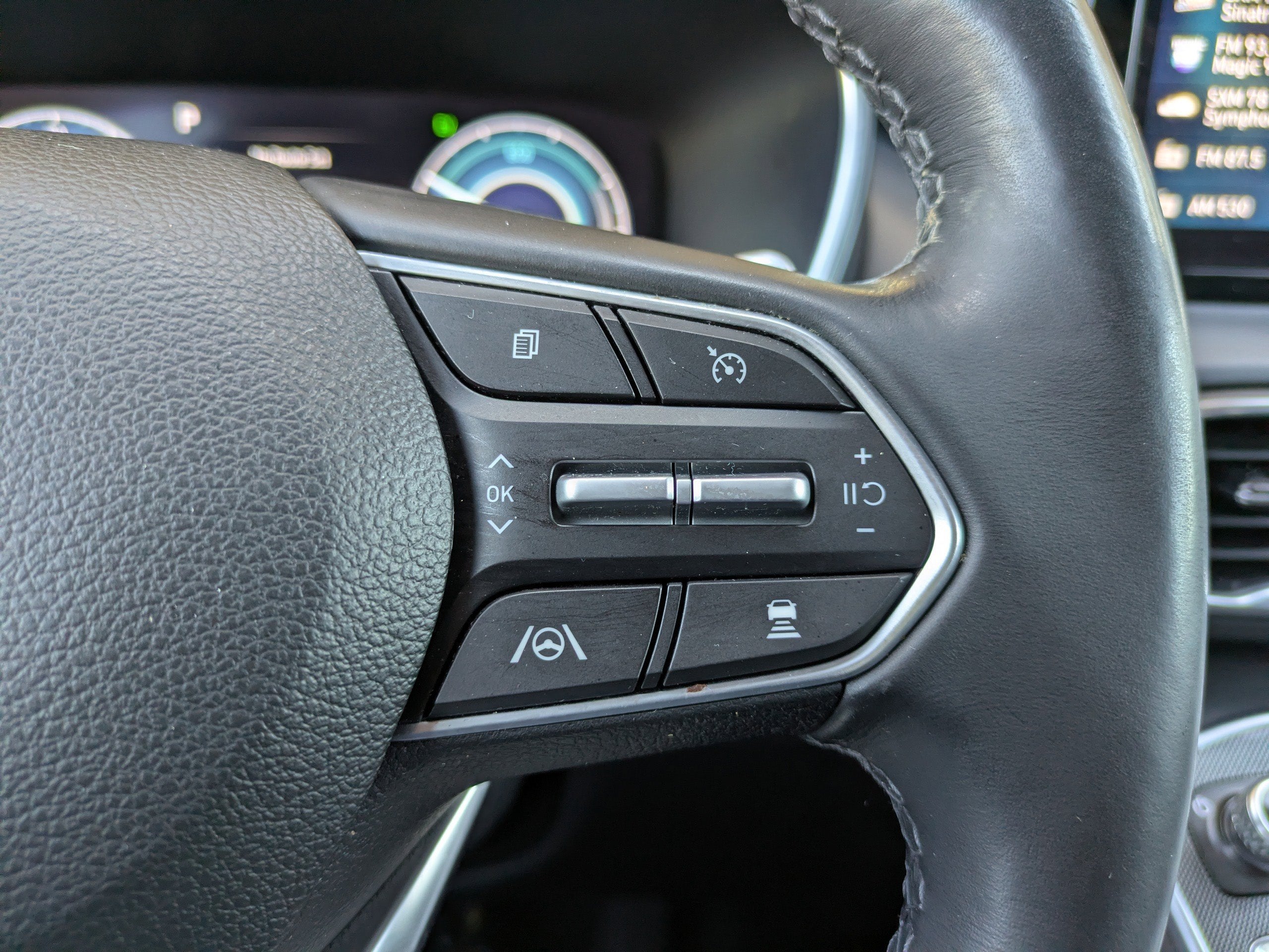 2023 Hyundai Santa Fe Hybrid LIMITED