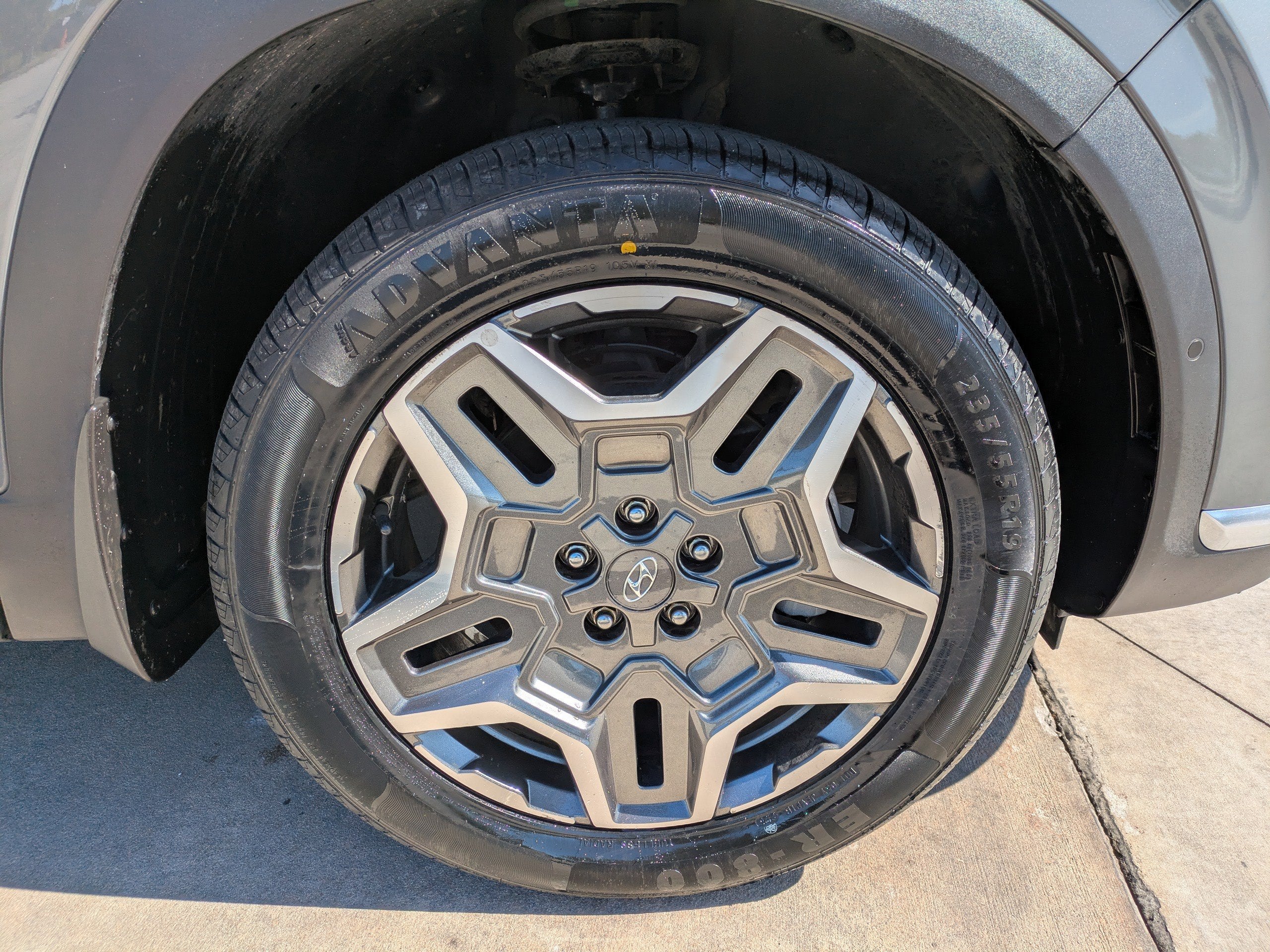 2023 Hyundai Santa Fe Hybrid LIMITED