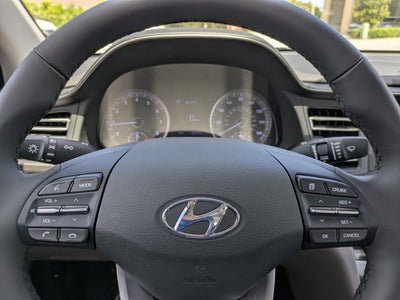 2020 Hyundai Elantra LIMITED