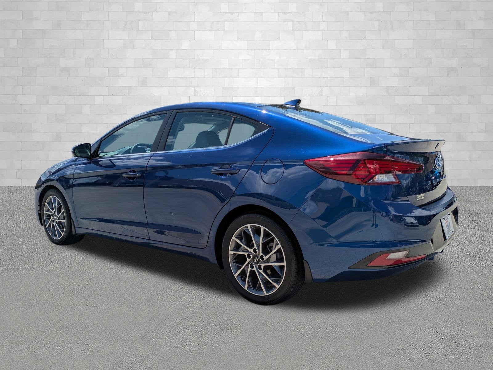 2020 Hyundai Elantra LIMITED