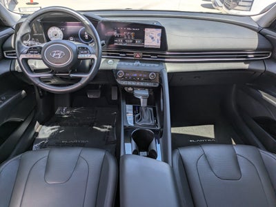 2022 Hyundai Elantra LIMITED