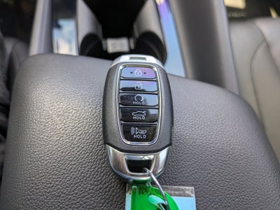 2022 Hyundai Elantra LIMITED
