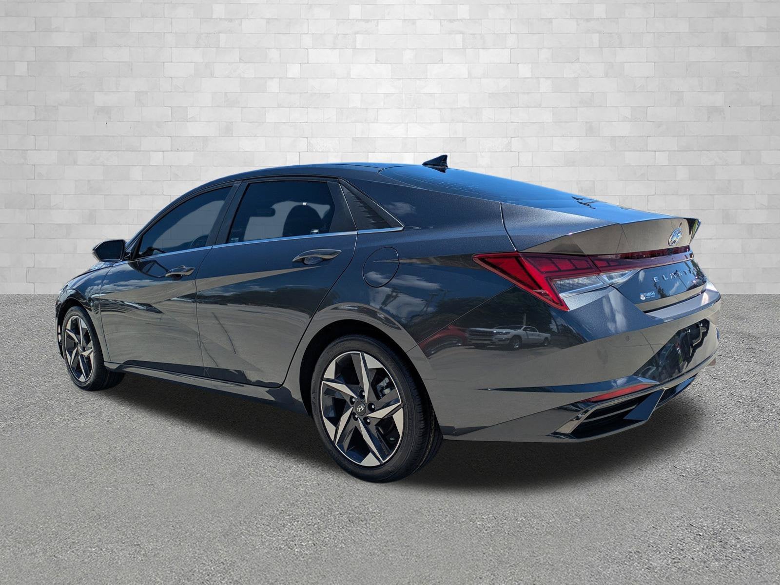 2022 Hyundai Elantra LIMITED