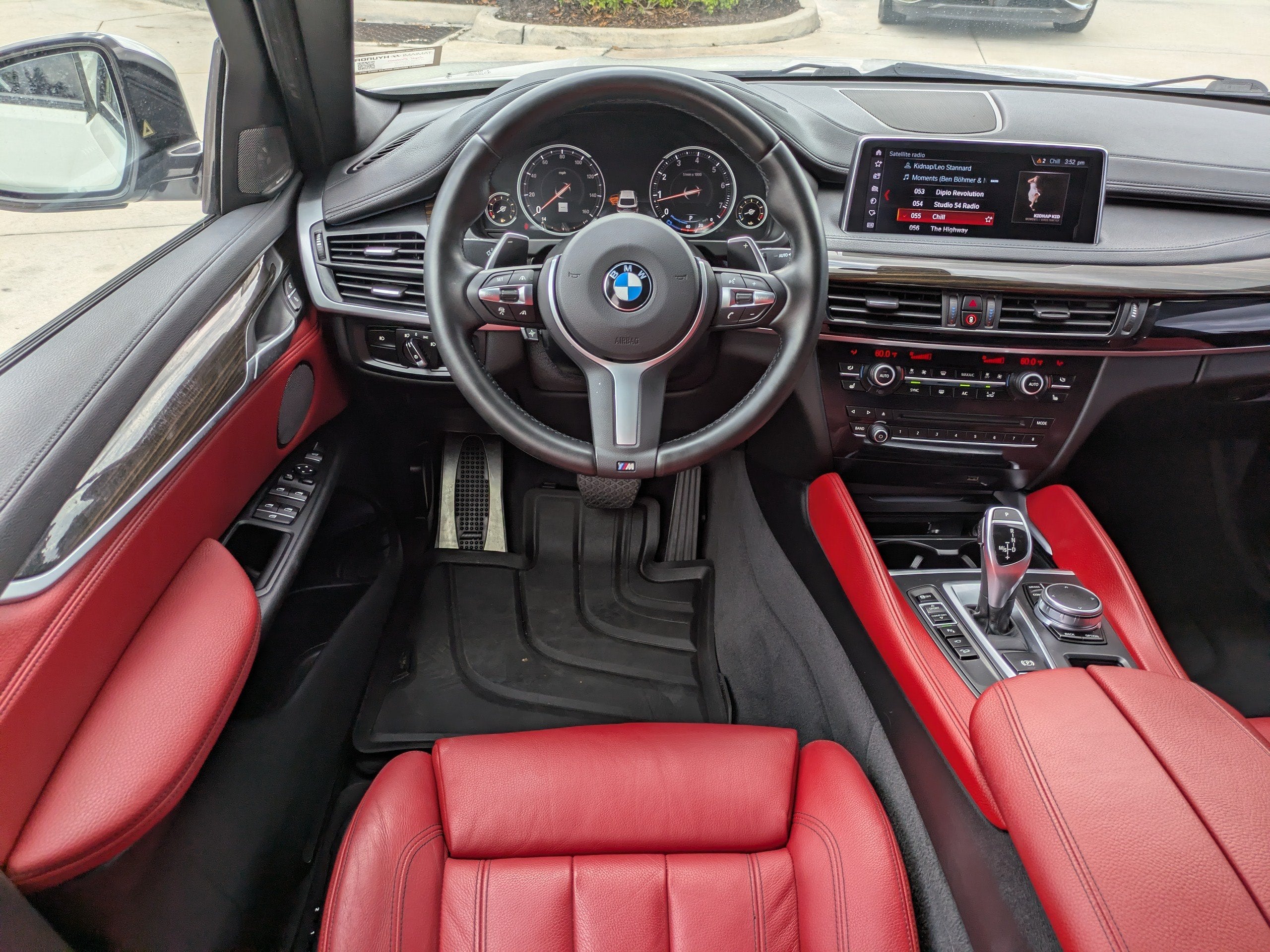 2019 BMW X6 XDRIVE50I