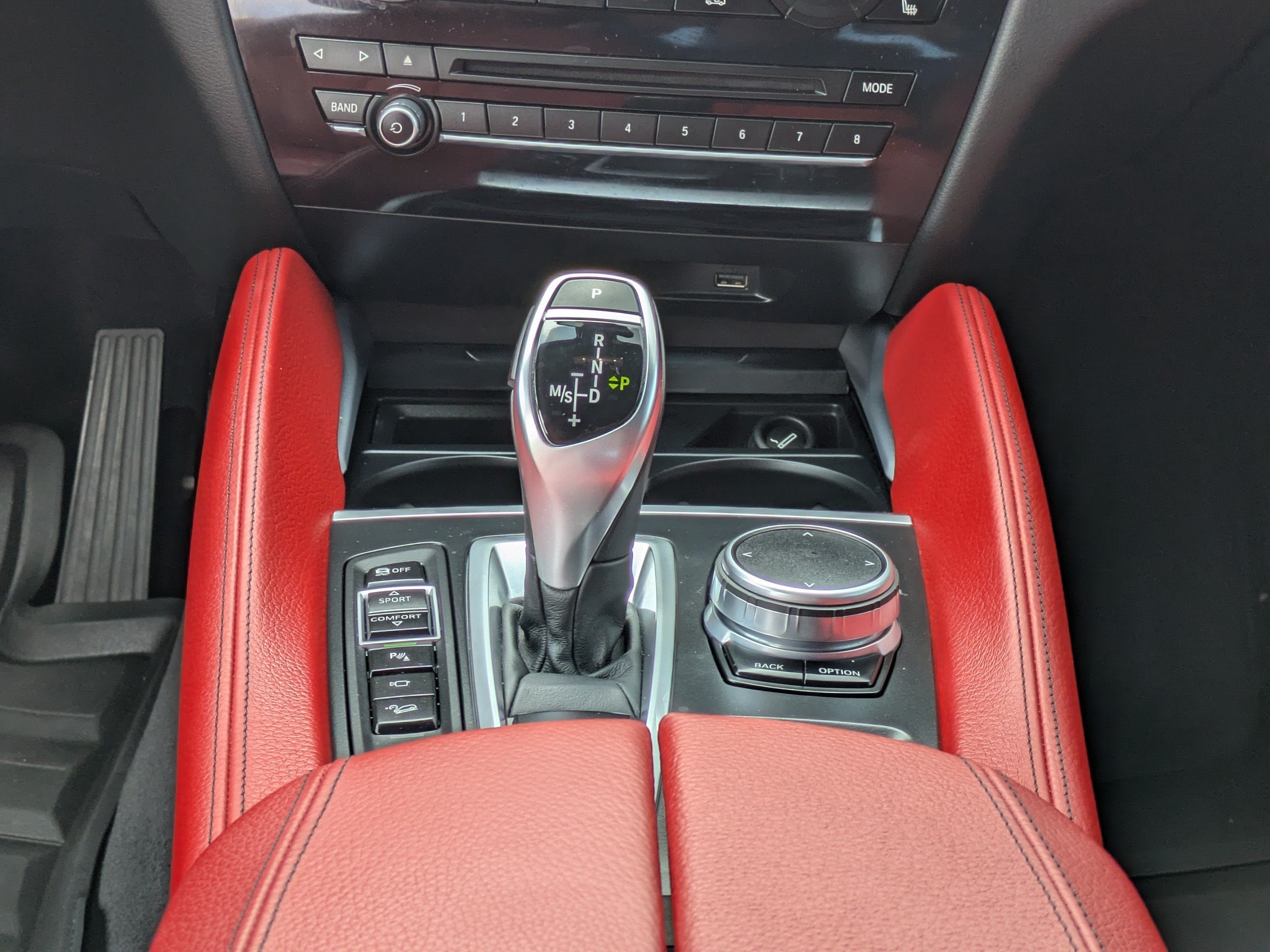 2019 BMW X6 XDRIVE50I