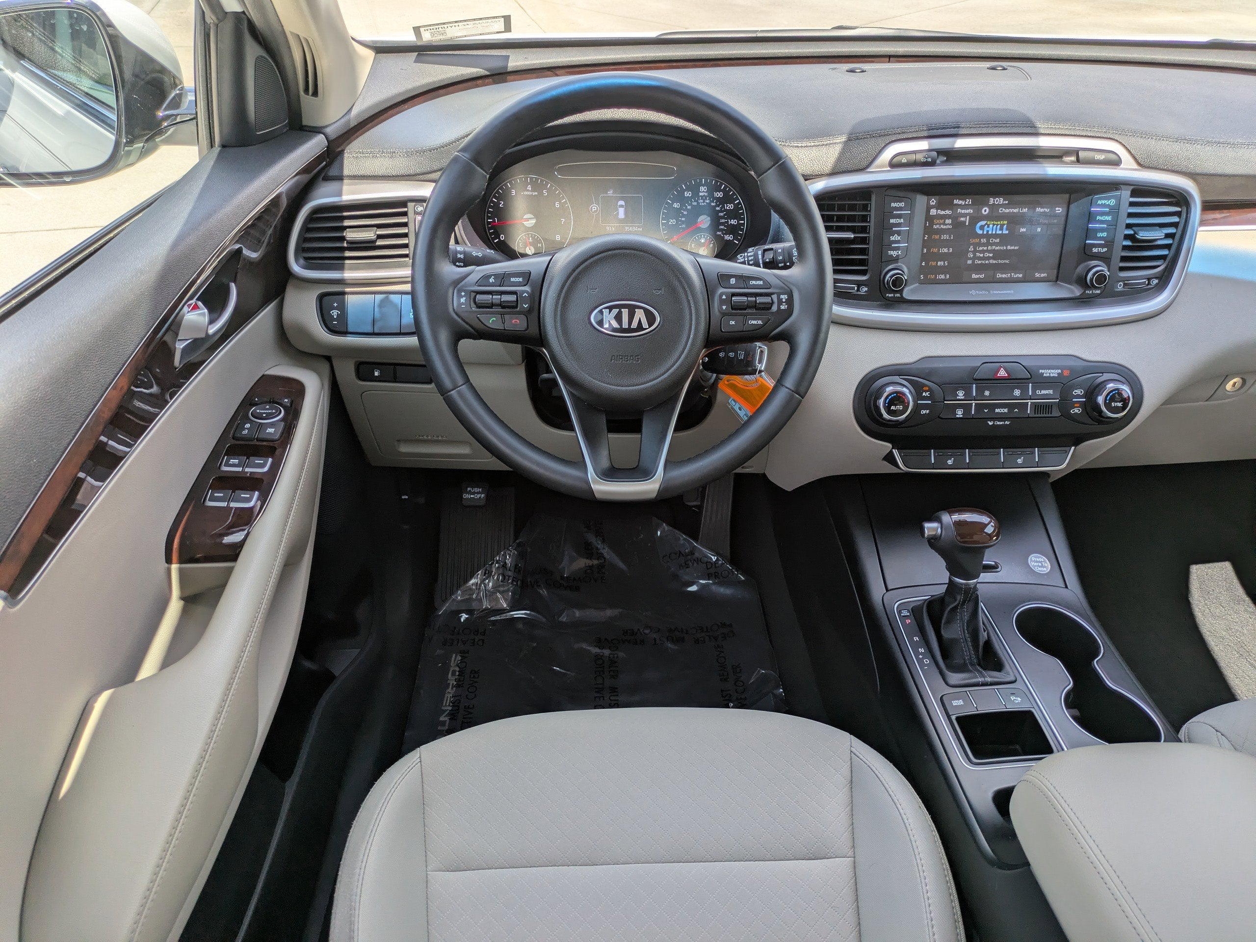 2018 Kia Sorento L
