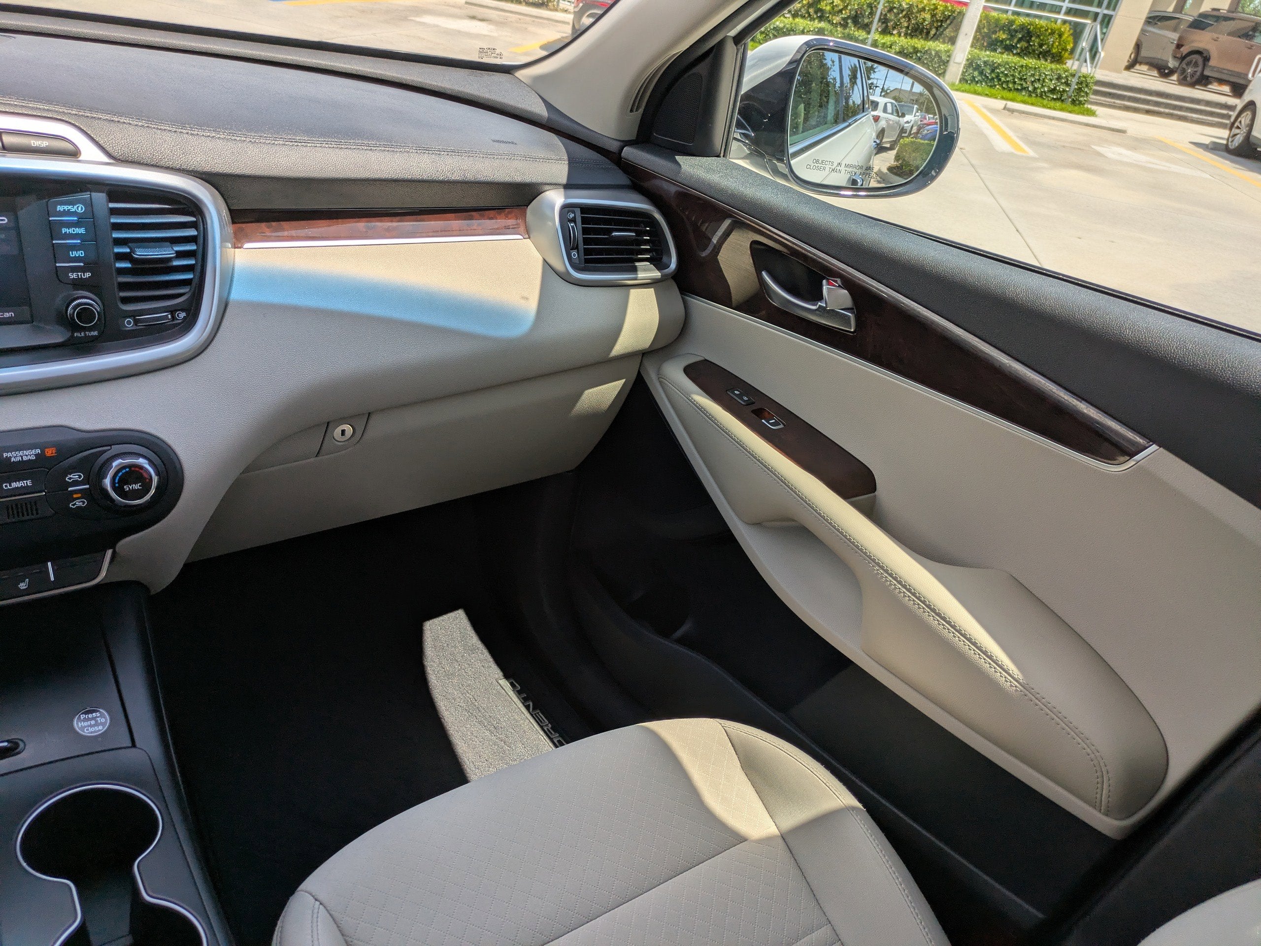 2018 Kia Sorento L