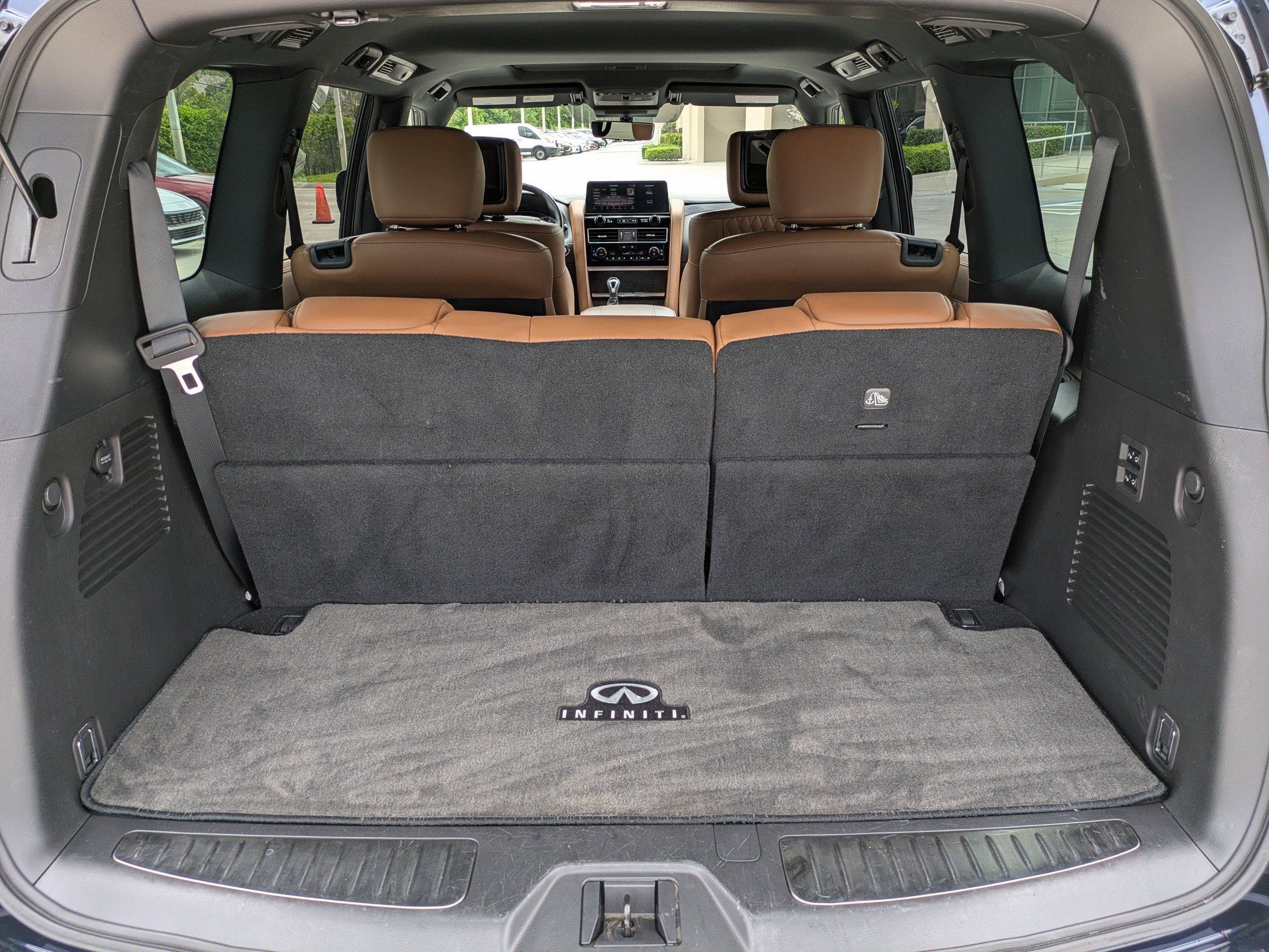 2022 INFINITI QX80 SENSORY