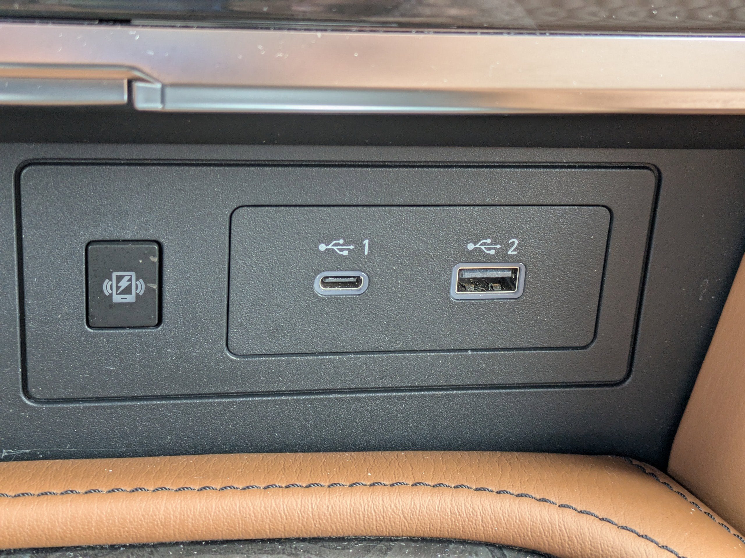 2022 INFINITI QX80 SENSORY