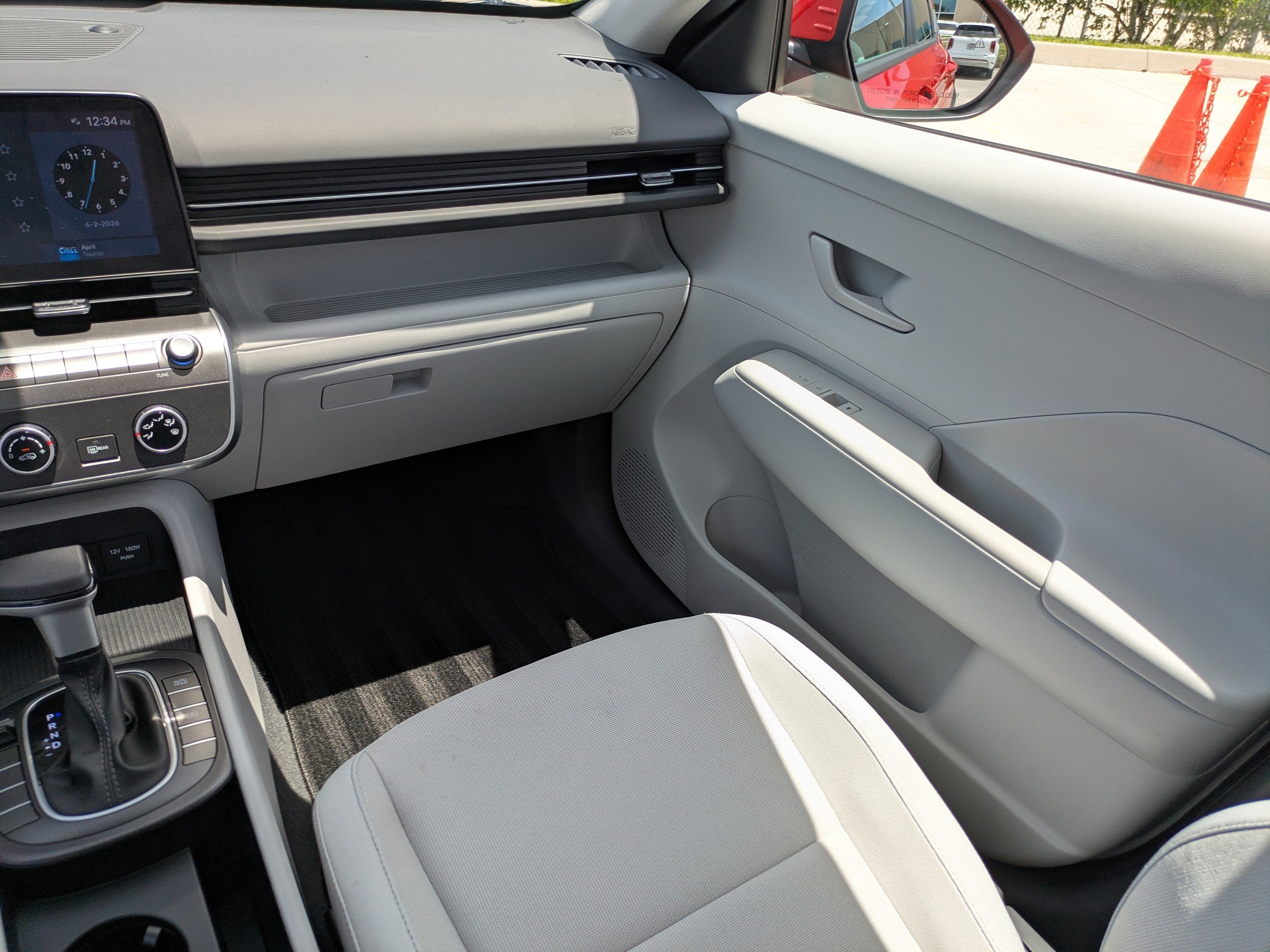 2024 Hyundai Kona SE