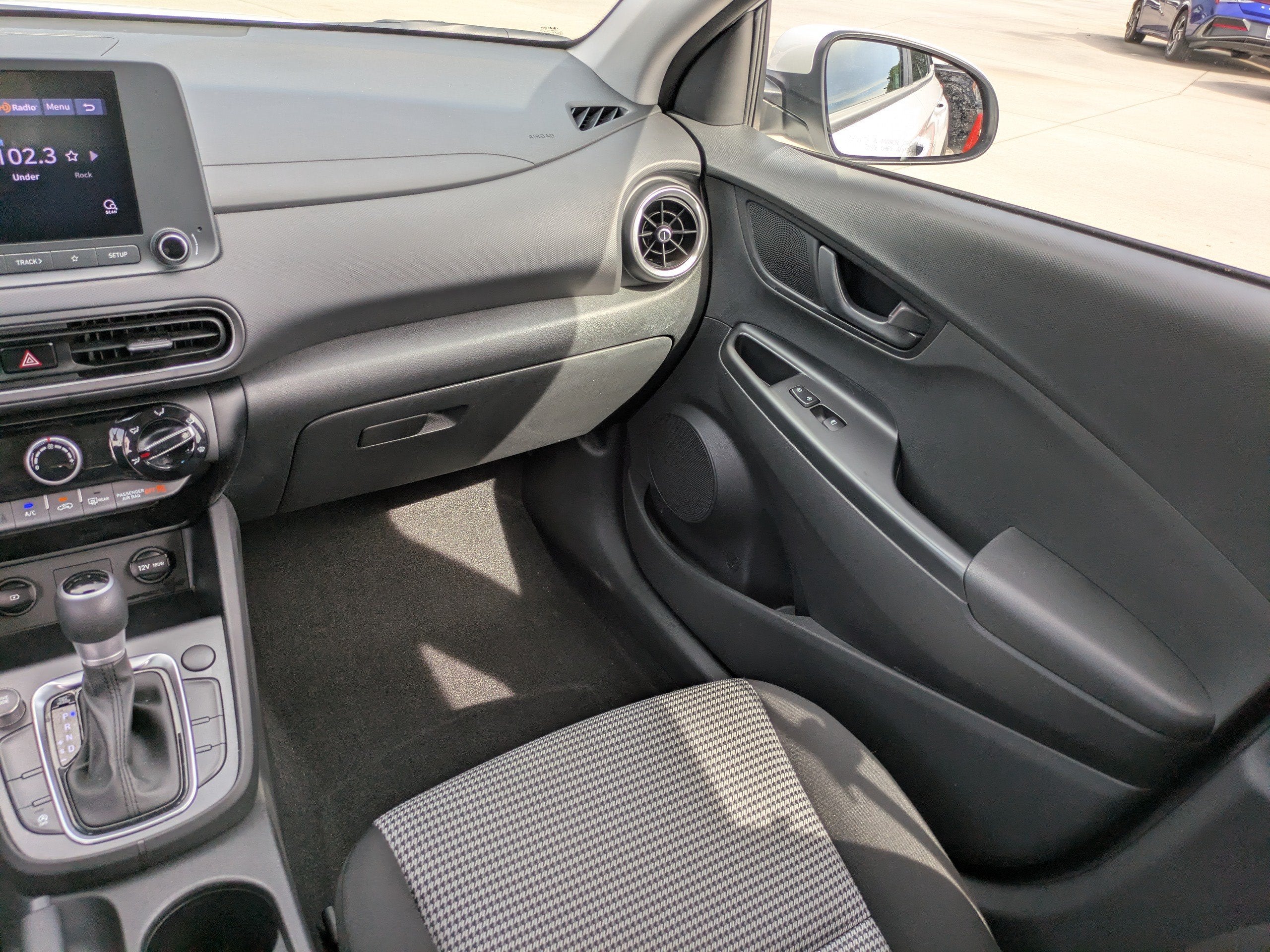 2022 Hyundai Kona SE