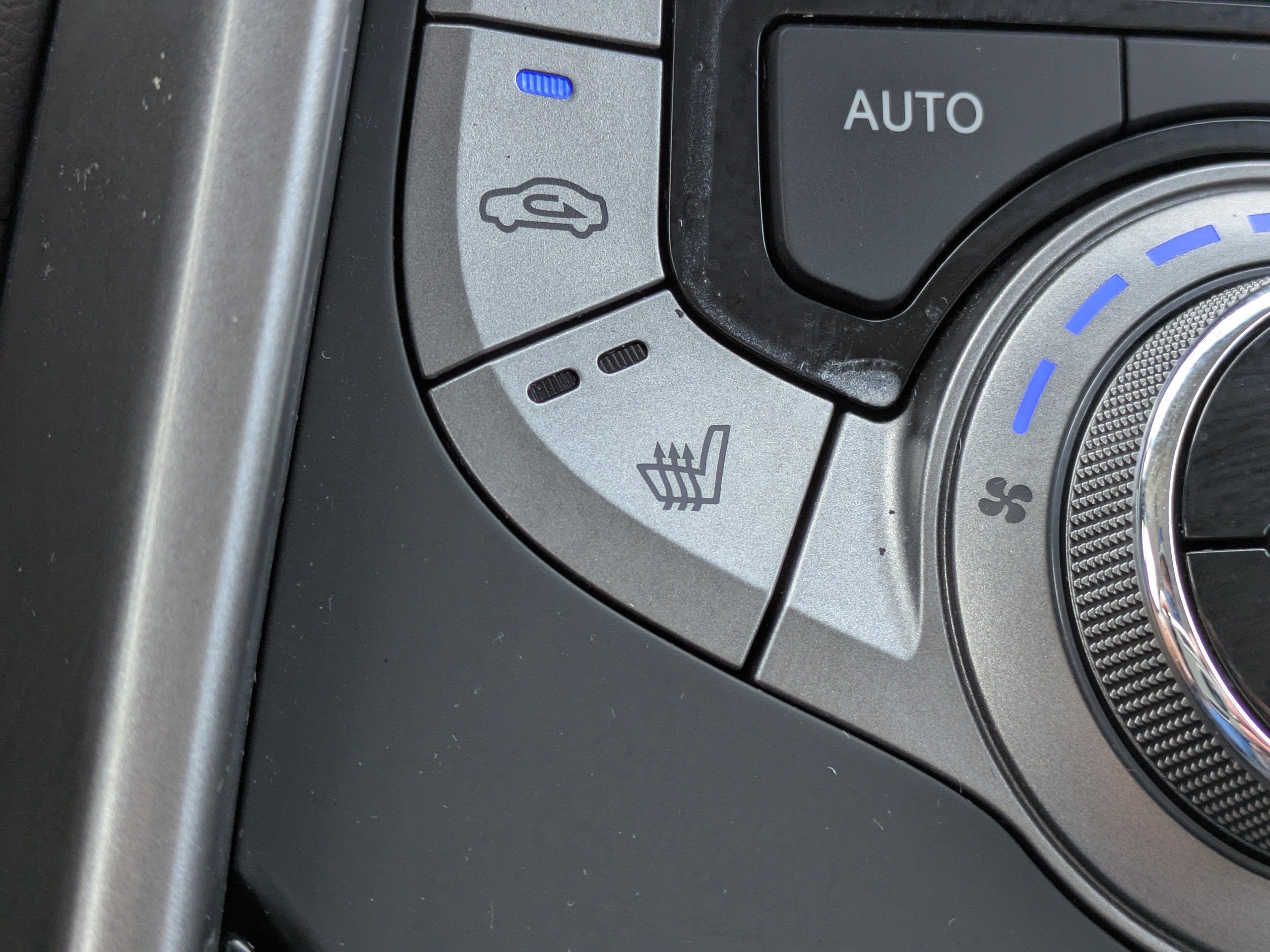 2013 Hyundai Elantra LIMITED PZEV