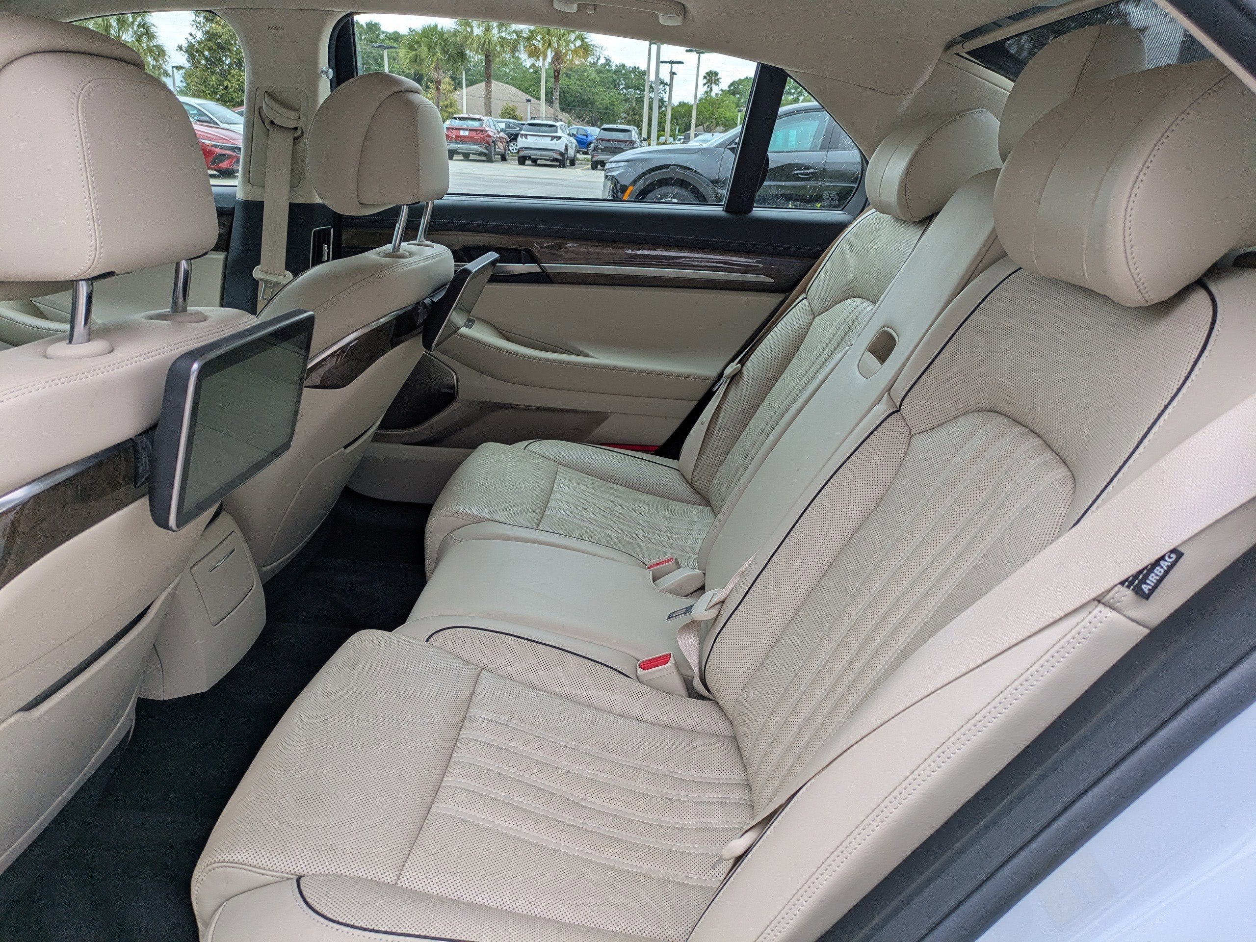 2018 Genesis G90 5.0L ULTIMATE