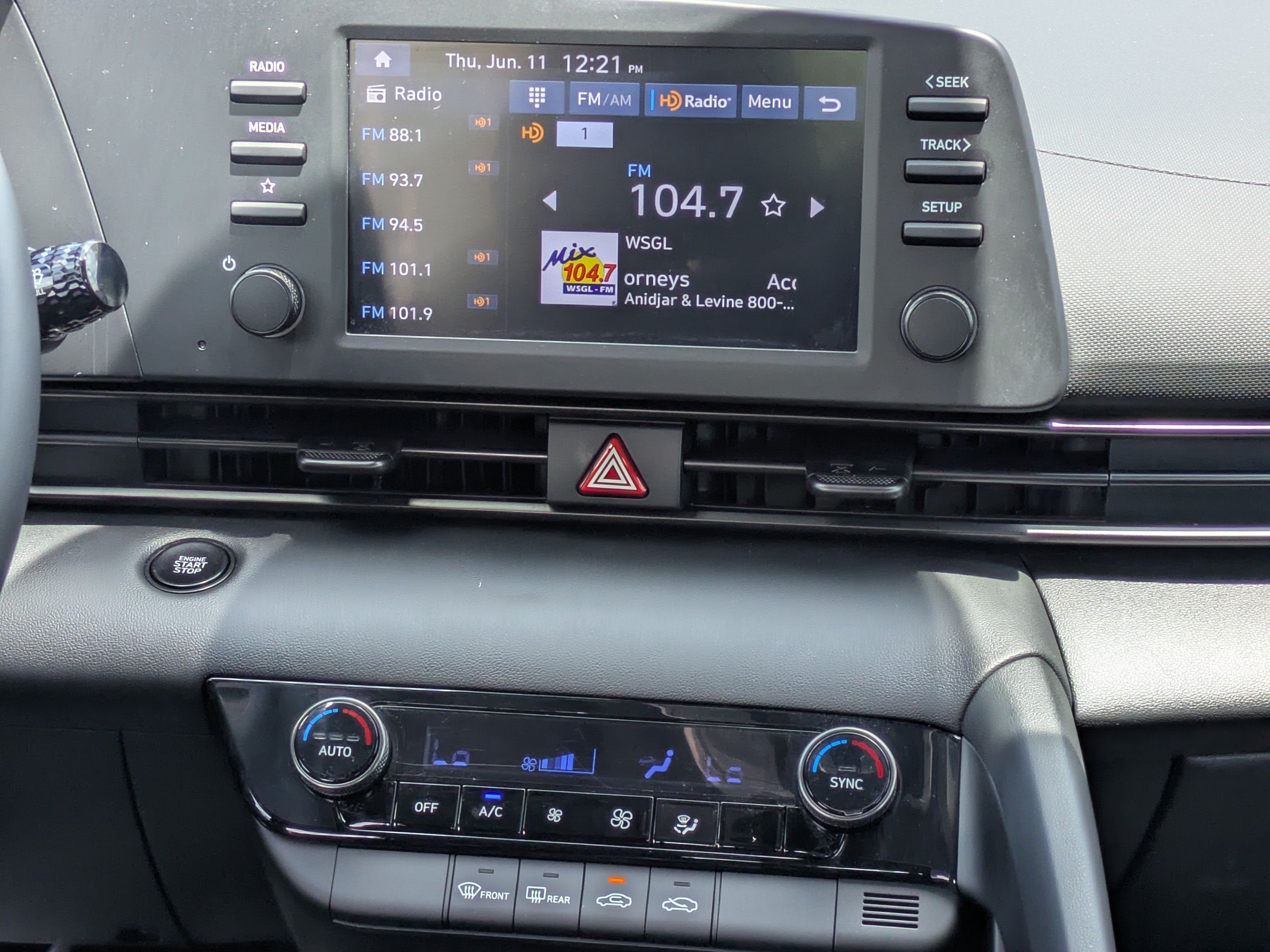 2025 Hyundai Elantra SEL SPORT