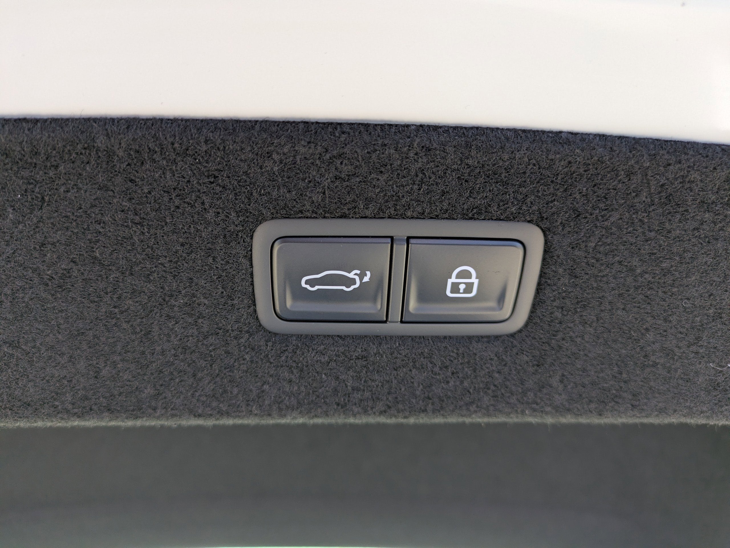 2026 Genesis G90 3.5T E-SC MHEV