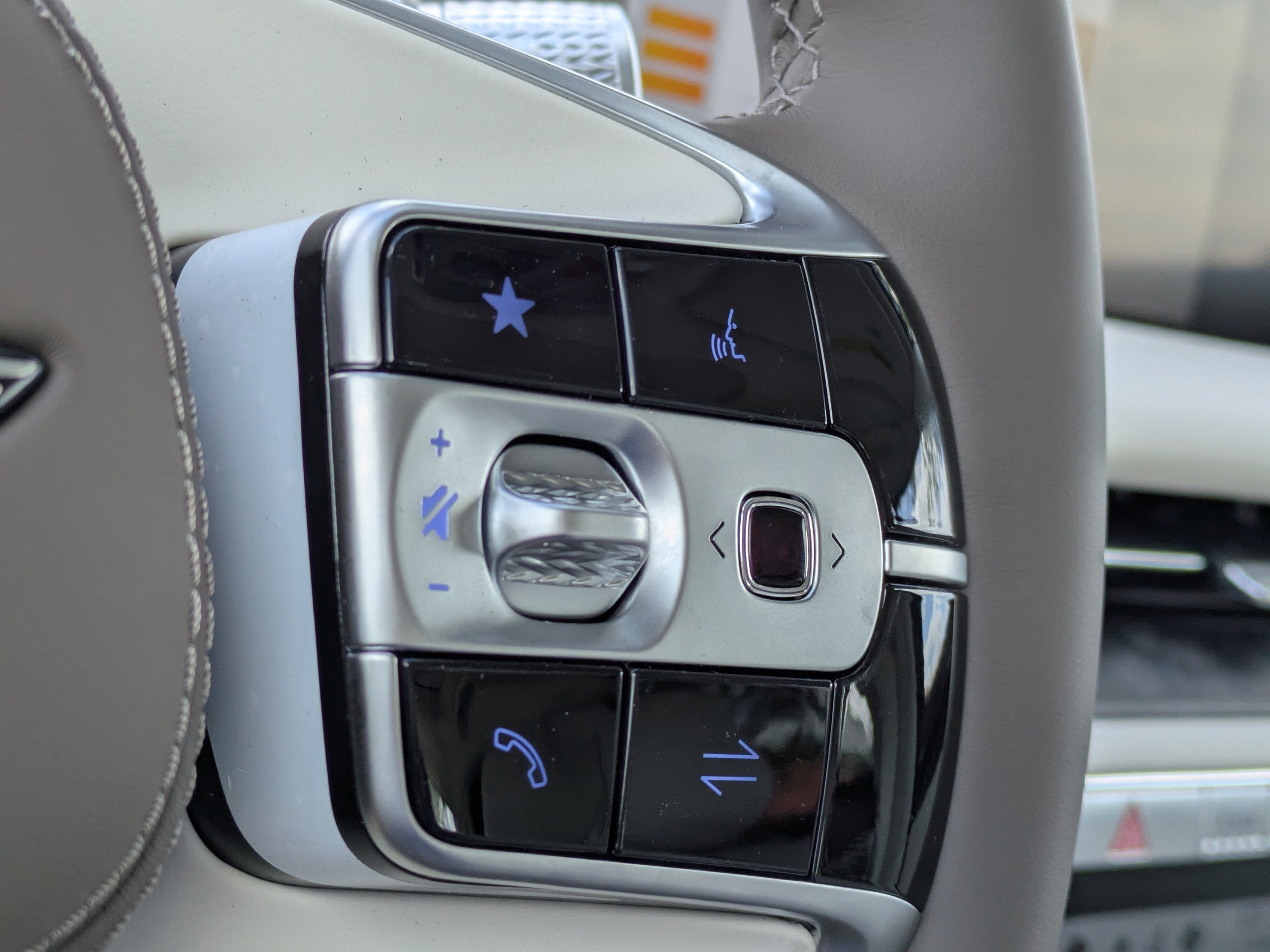 2026 Genesis G90 e-SC