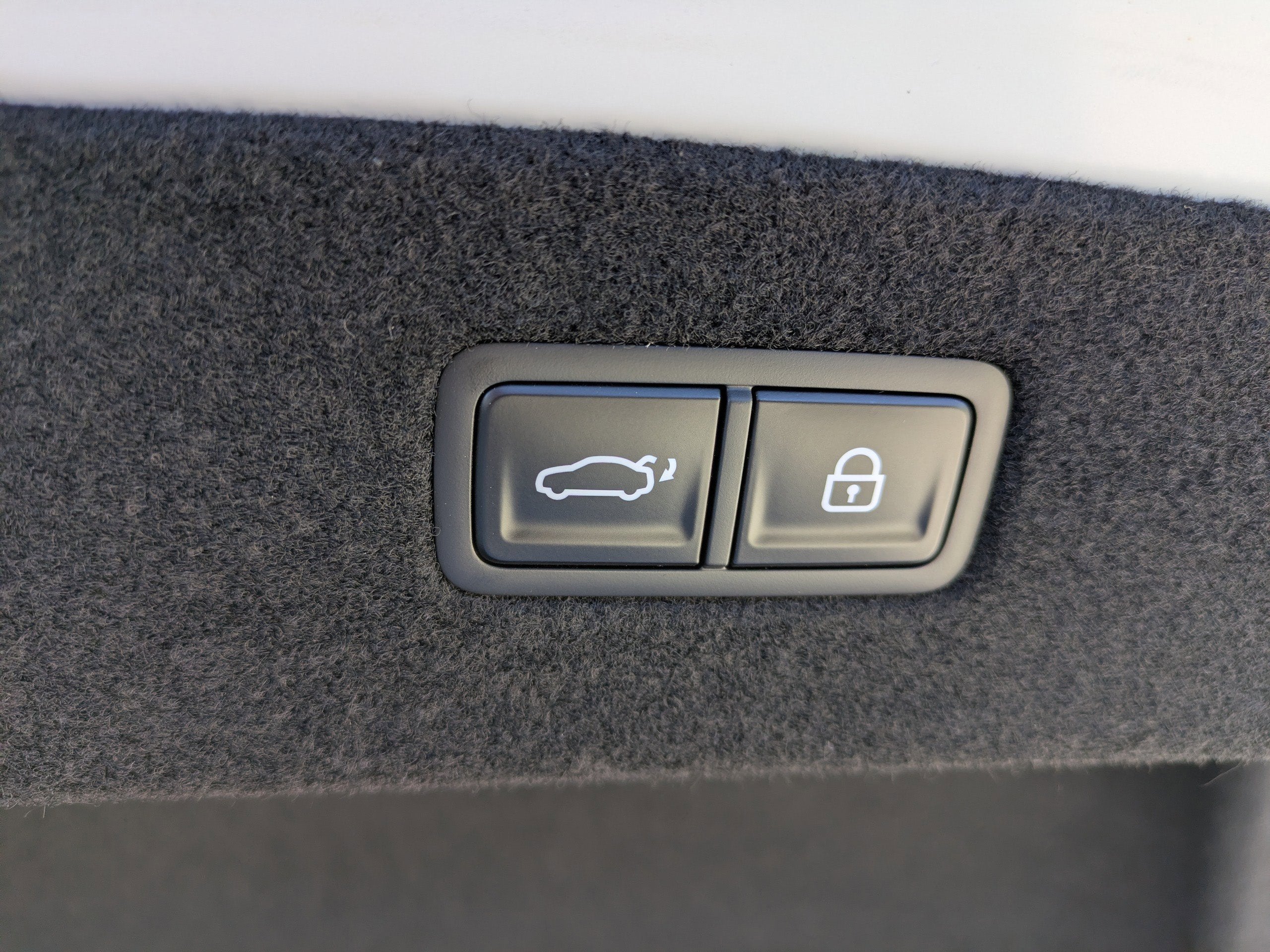 2026 Genesis G90 3.5T E-SC MHEV