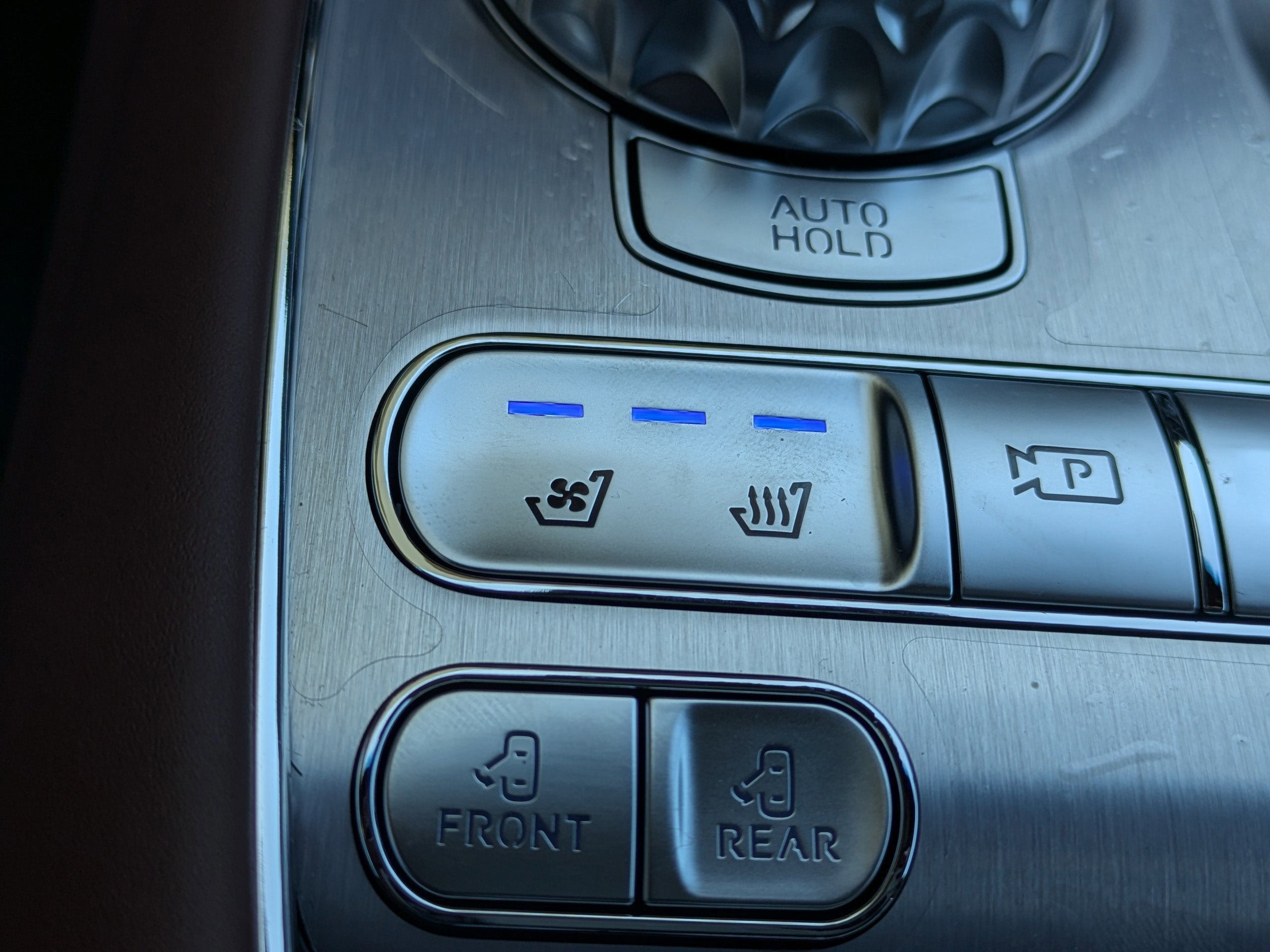 2026 Genesis G90 e-SC