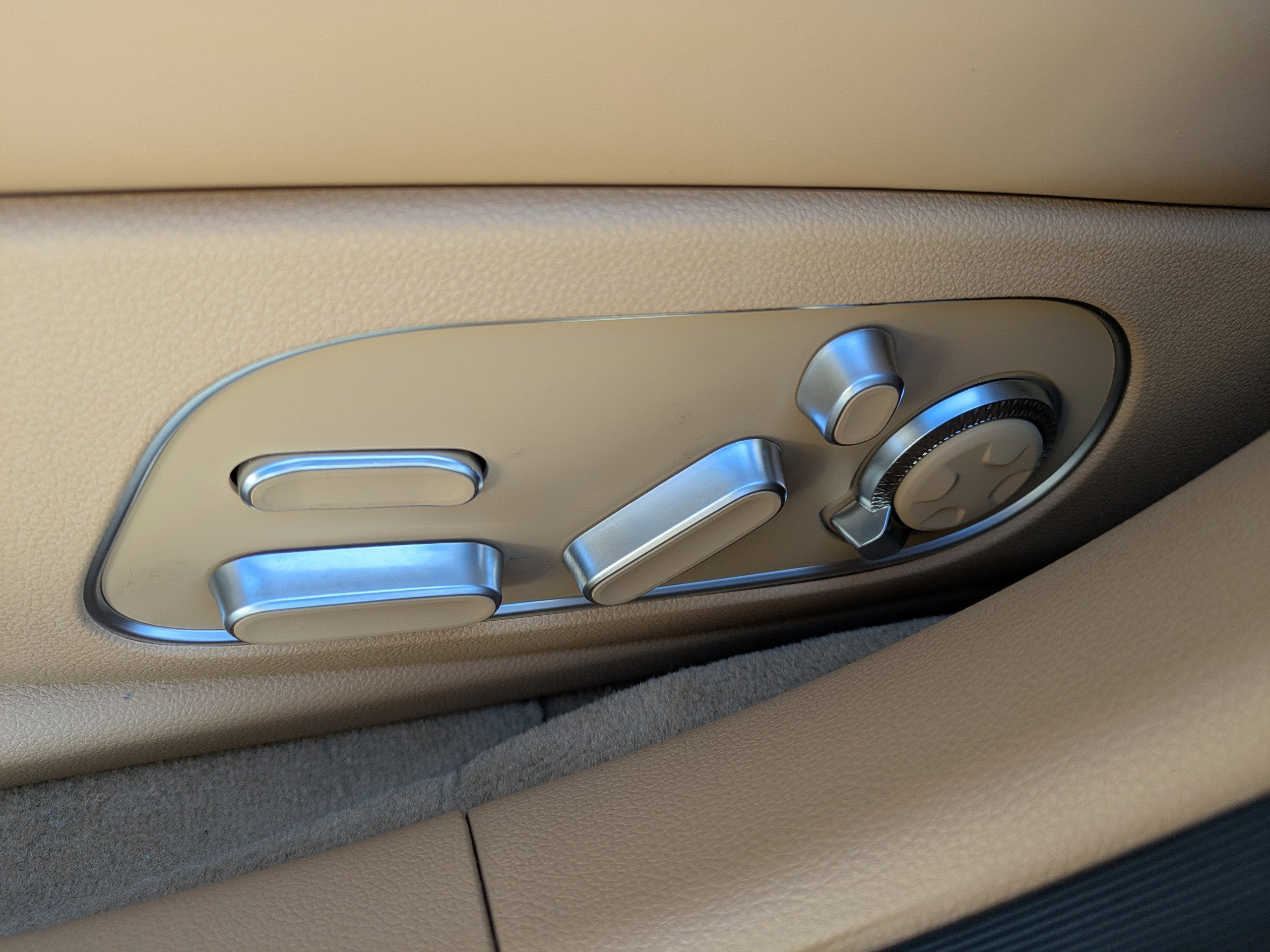 2026 Genesis G90 3.5T E-SC MHEV