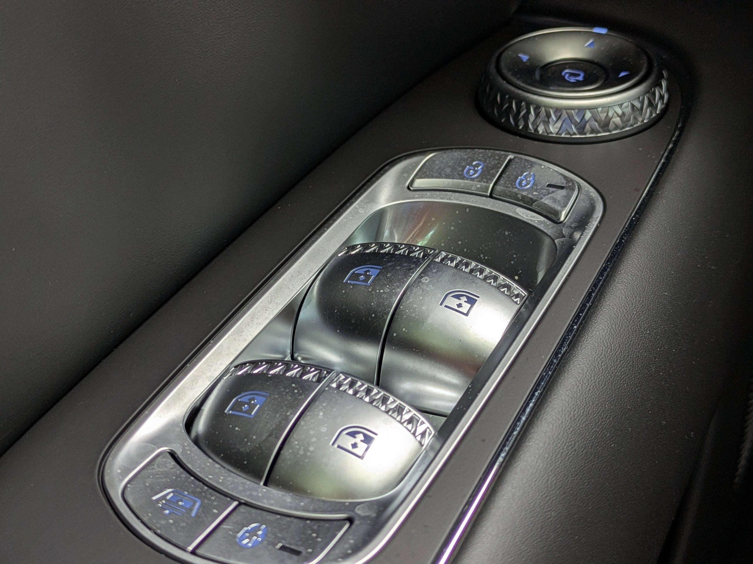 2026 Genesis G90 e-SC